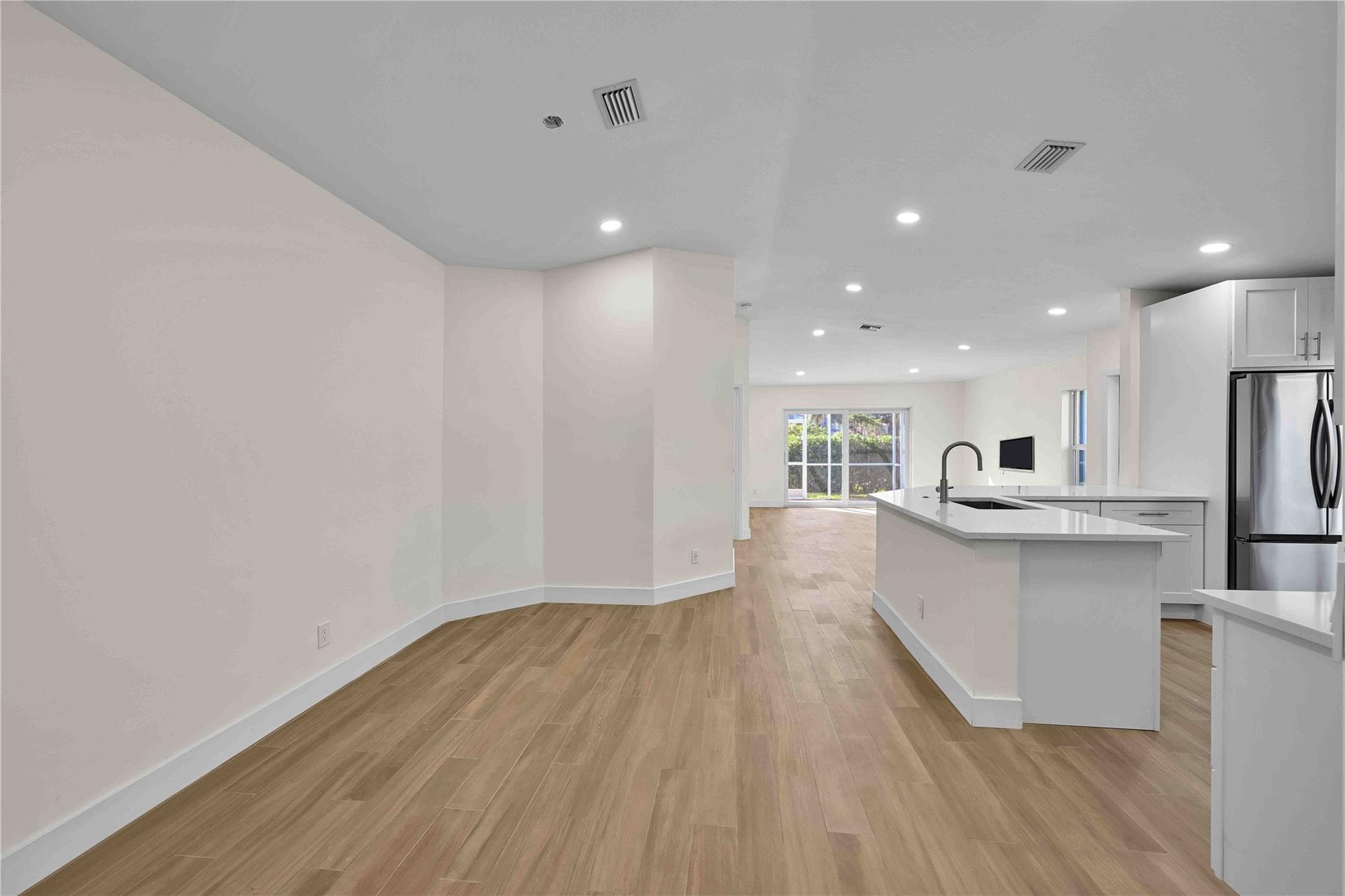11766 NW 57th Street, Coral Springs, FL 33076 — photo 9 of 28