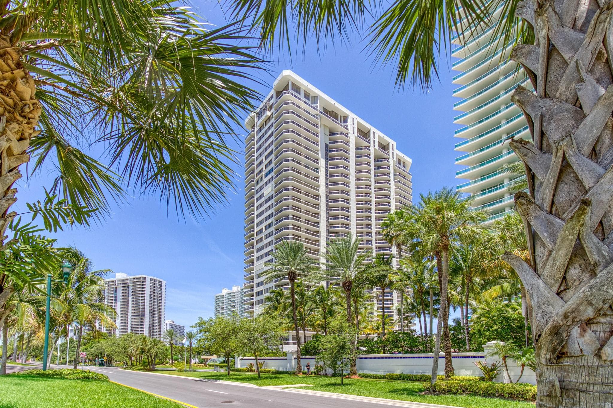 20185 E Country Club Drive 1709, Aventura, FL 33180 — photo 30 of 49