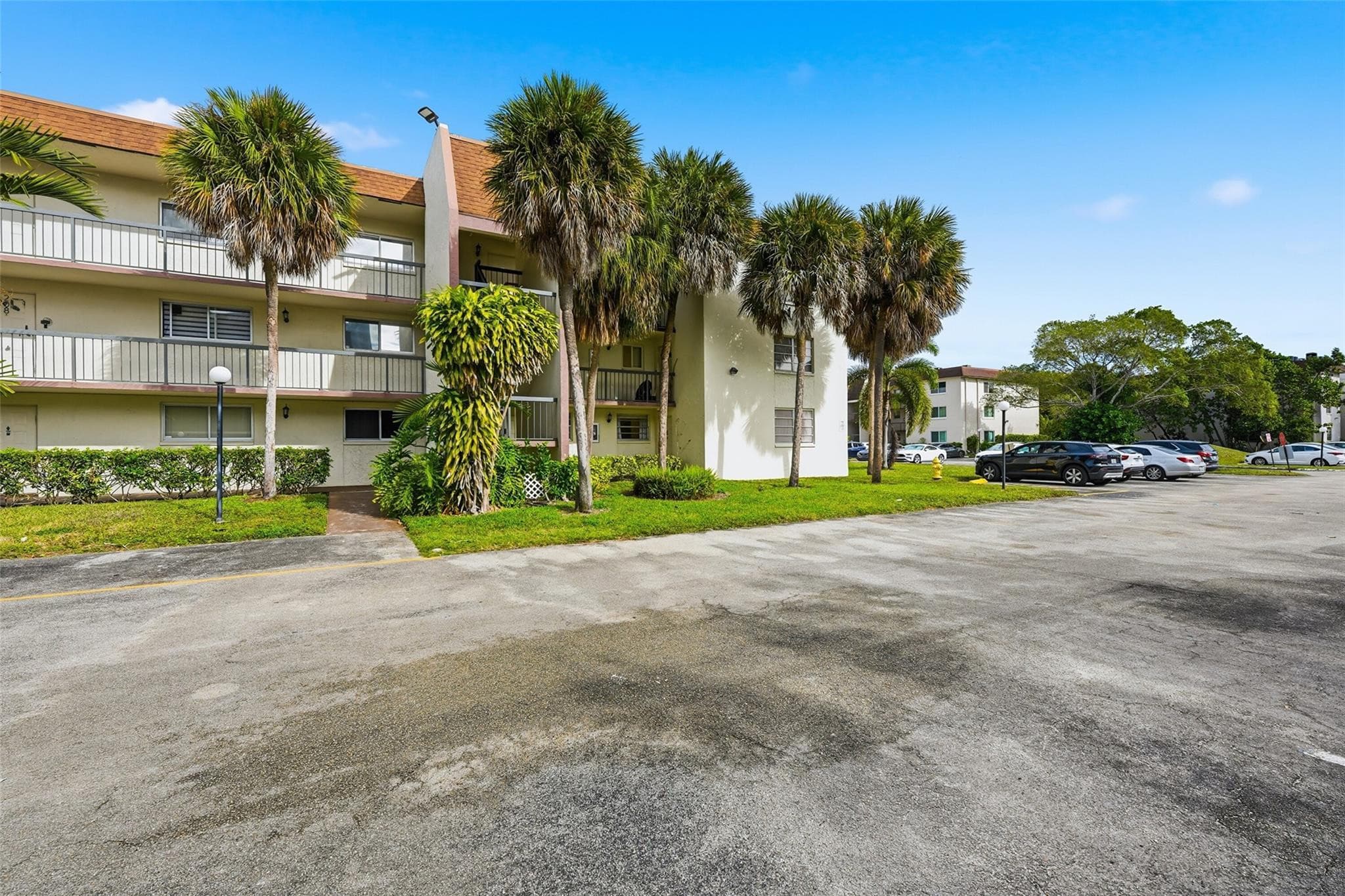 7500 NW 17th Street 110, Plantation, FL 33313 — photo 3 of 27