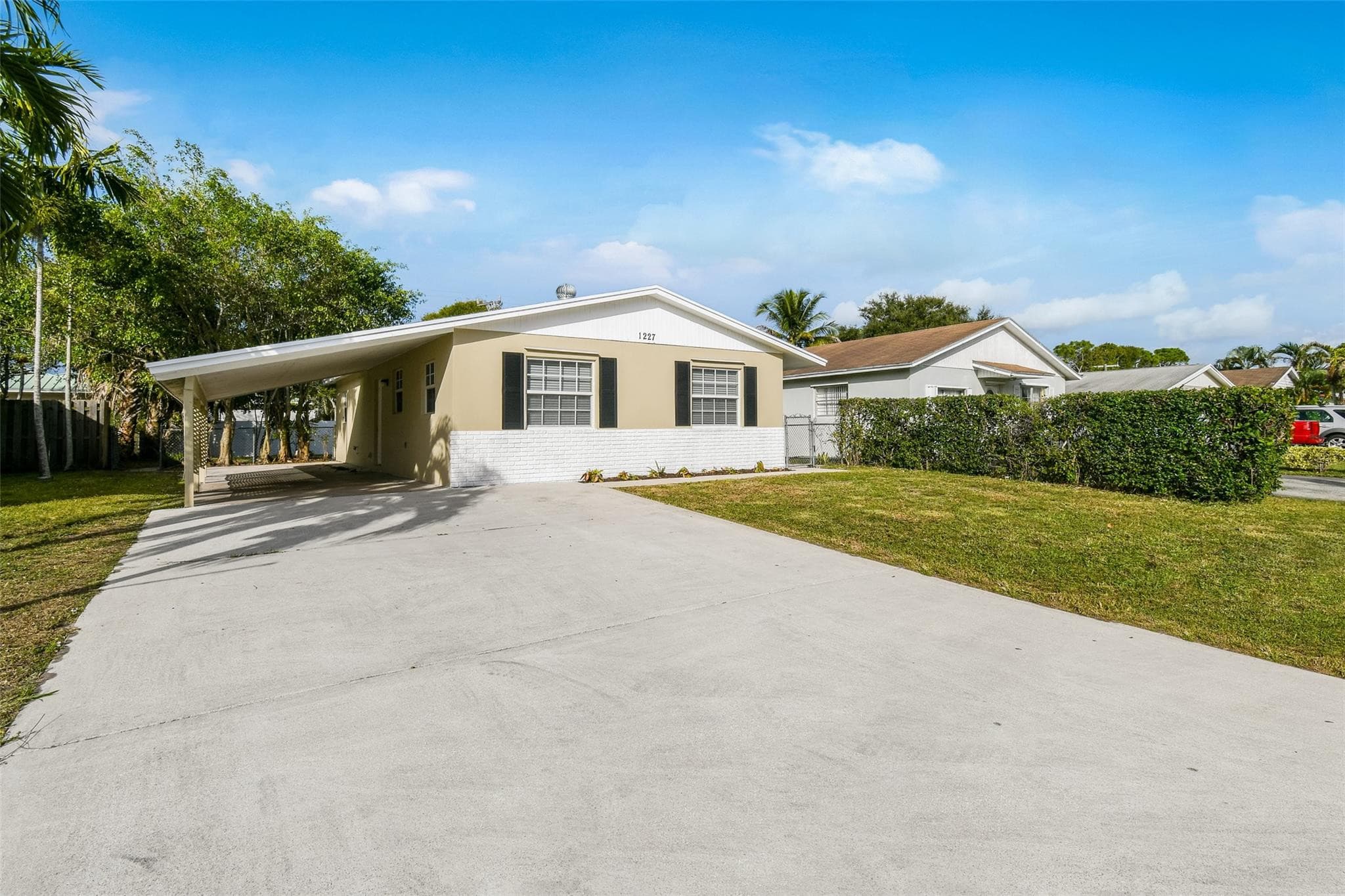 1227 Cherokee Street, Jupiter, FL 33458 — photo 1 of 29
