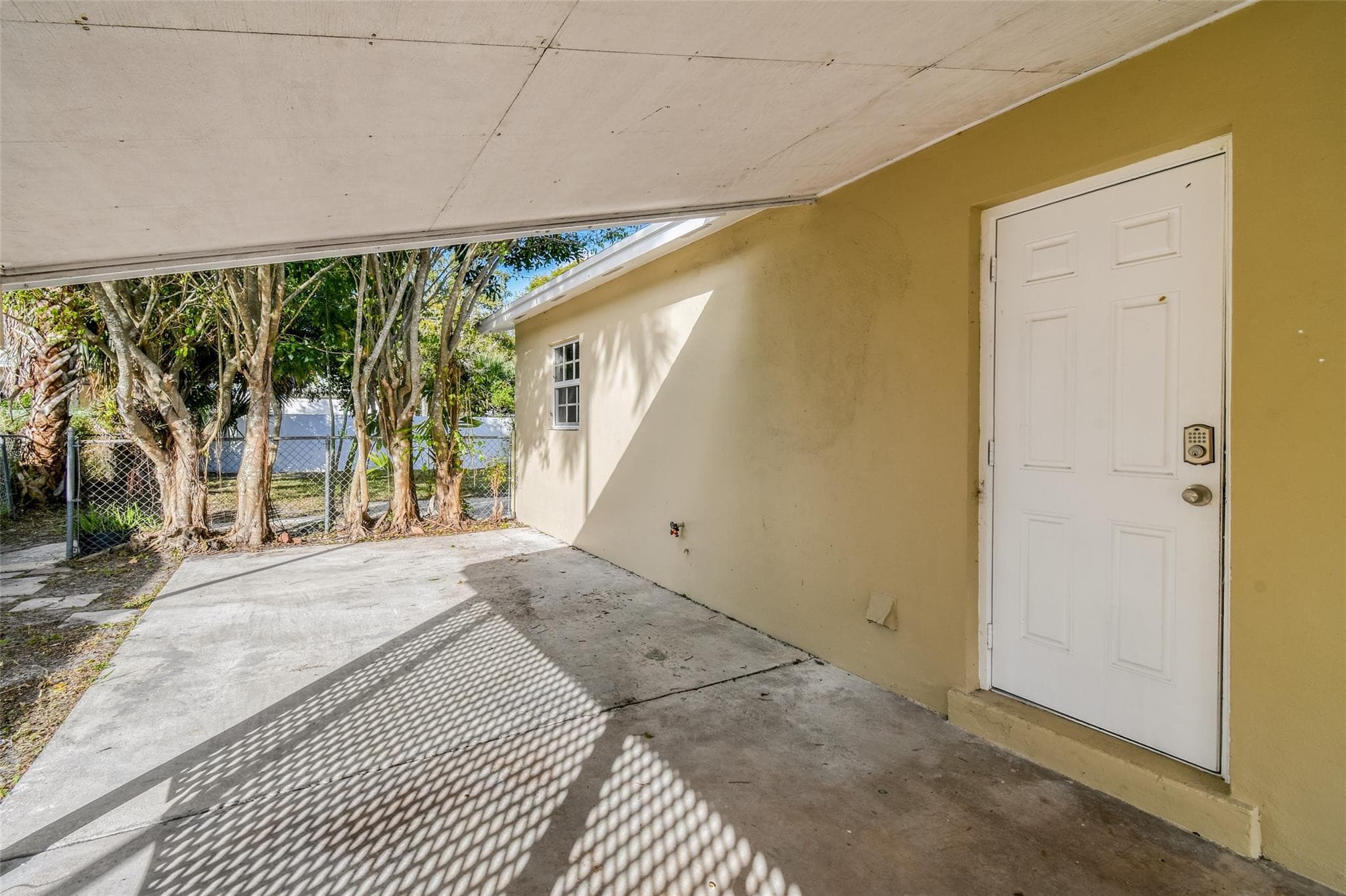 1227 Cherokee Street, Jupiter, FL 33458 — photo 4 of 29