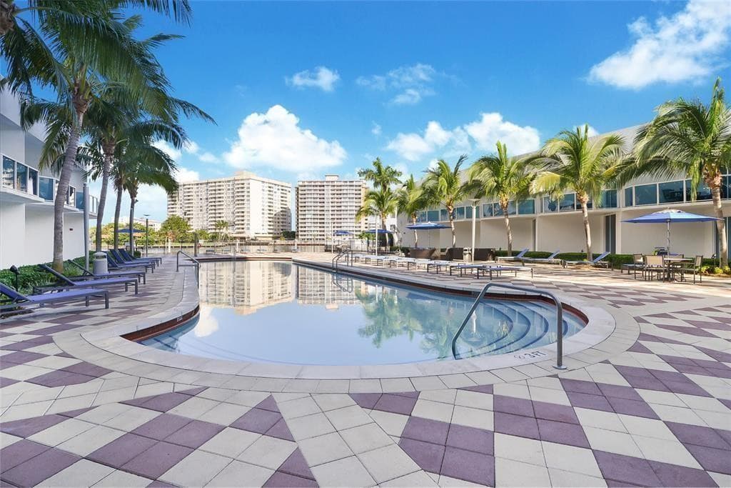 1945 S Ocean Drive 910, Hallandale Beach, FL 33009 — photo 7 of 31