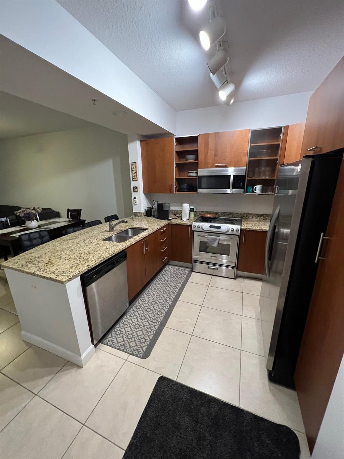 1945 S Ocean Drive 910, Hallandale Beach, FL 33009 — photo 18 of 31