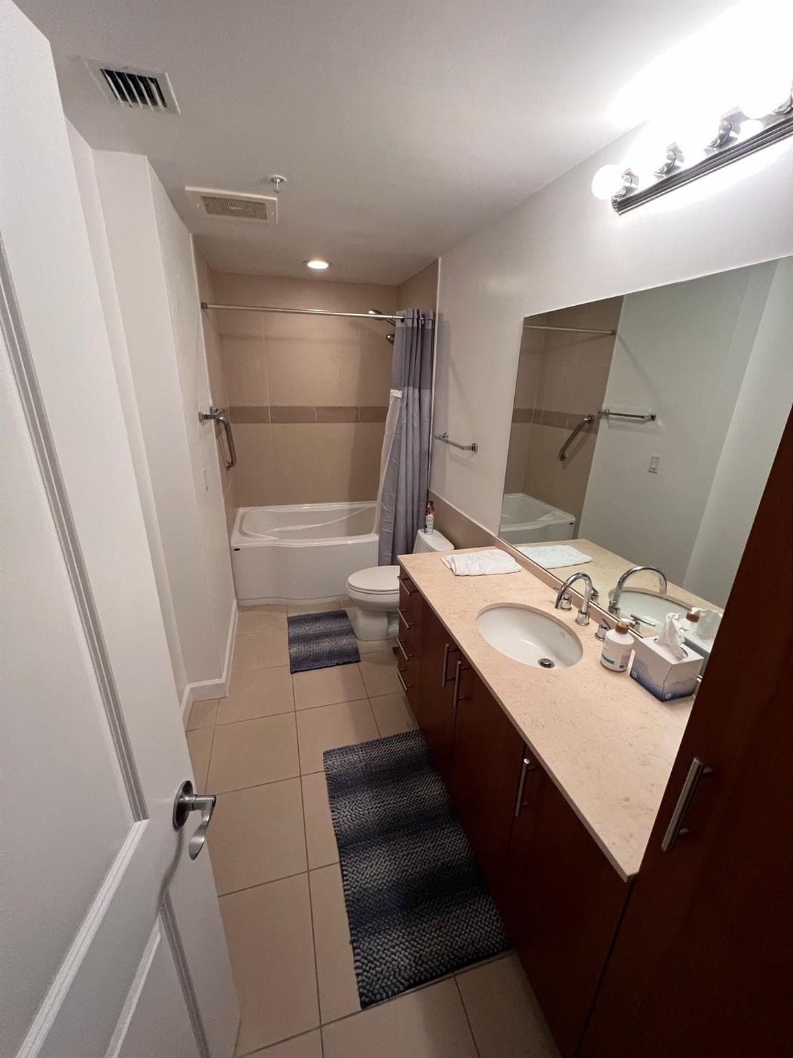 1945 S Ocean Drive 910, Hallandale Beach, FL 33009 — photo 25 of 31