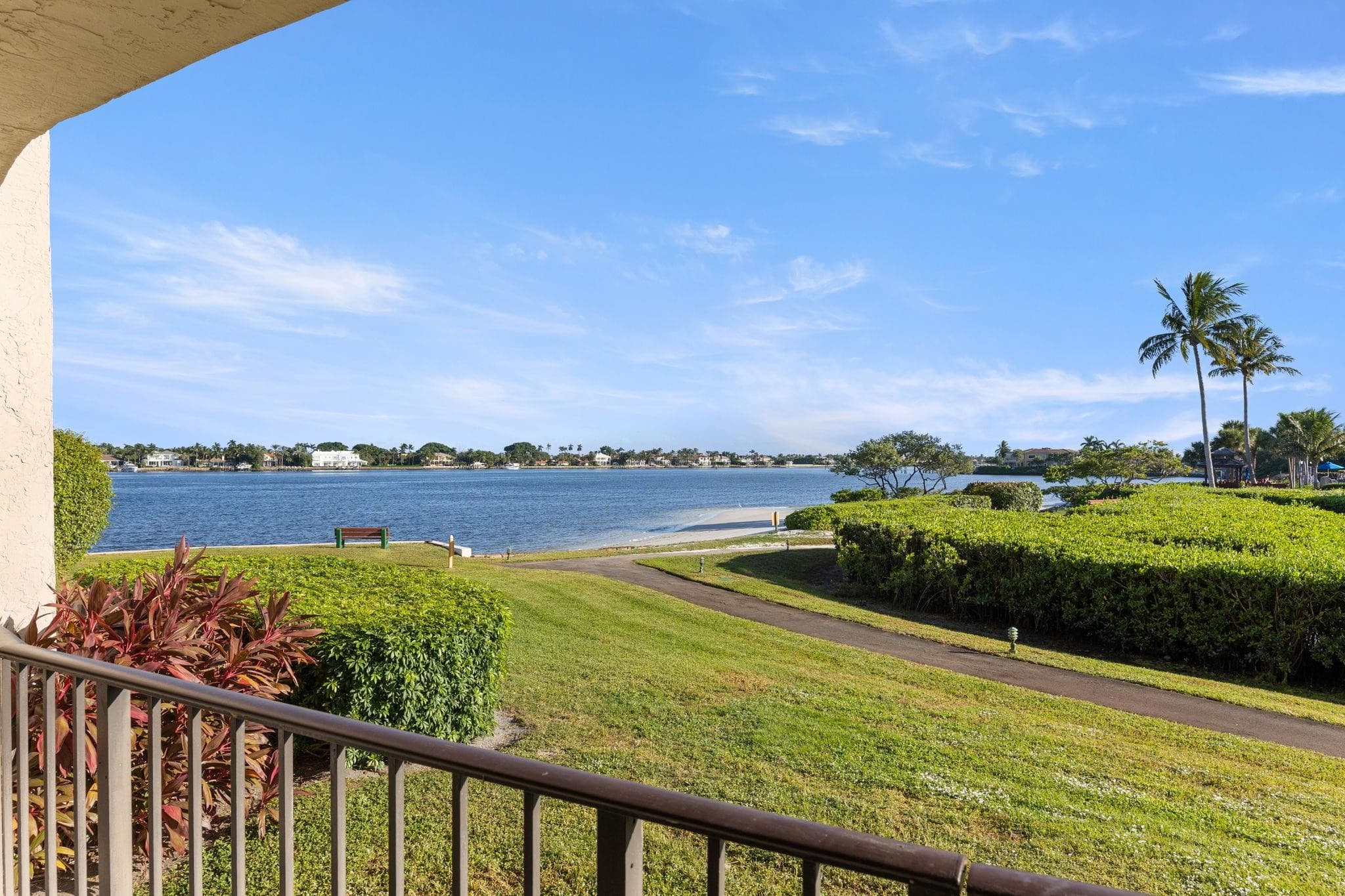 7020 Half Moon Circle 105, Hypoluxo, FL 33462 — photo 2 of 41