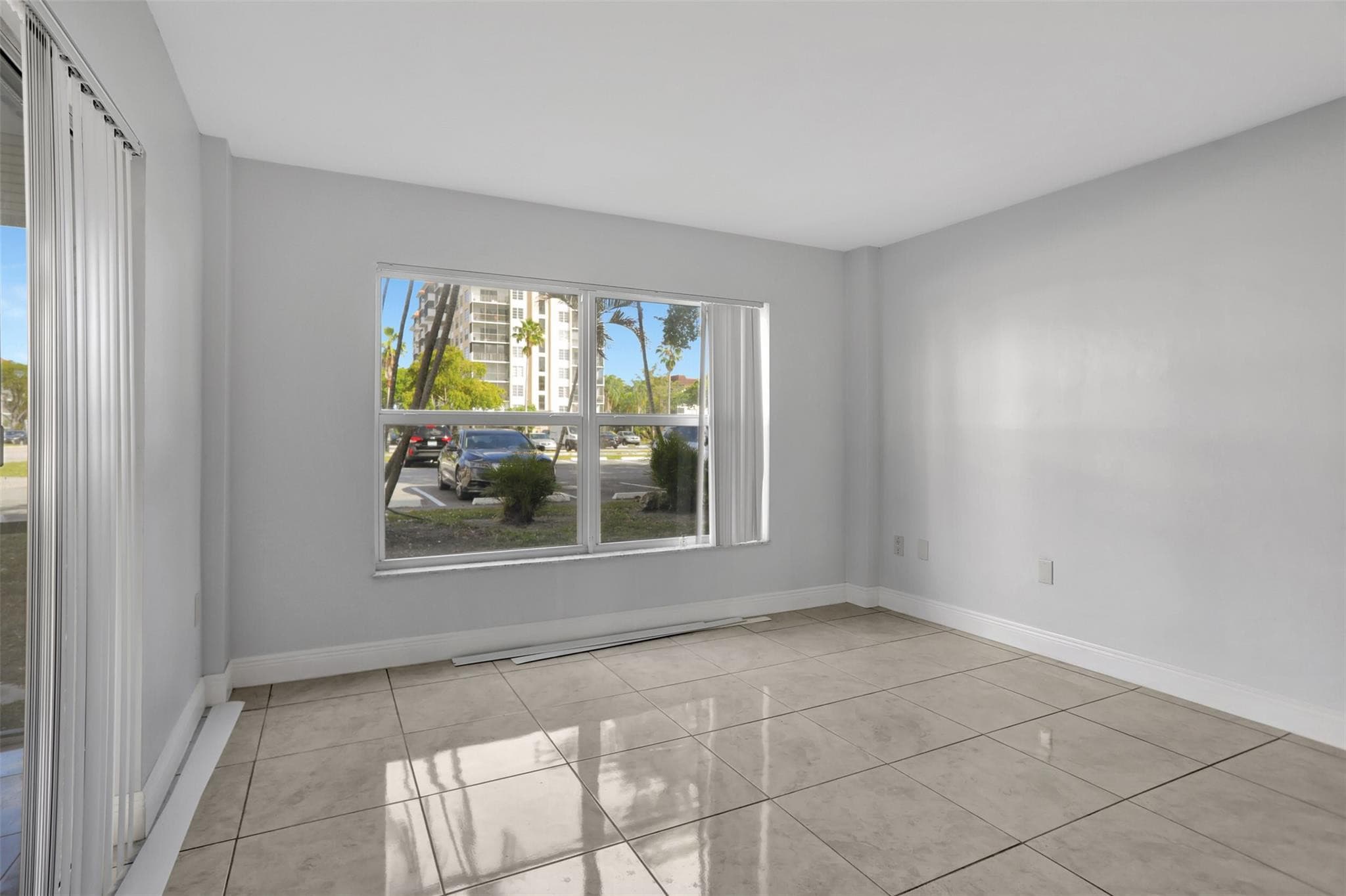 Condominium in Lauderhill — photo 17 of 29