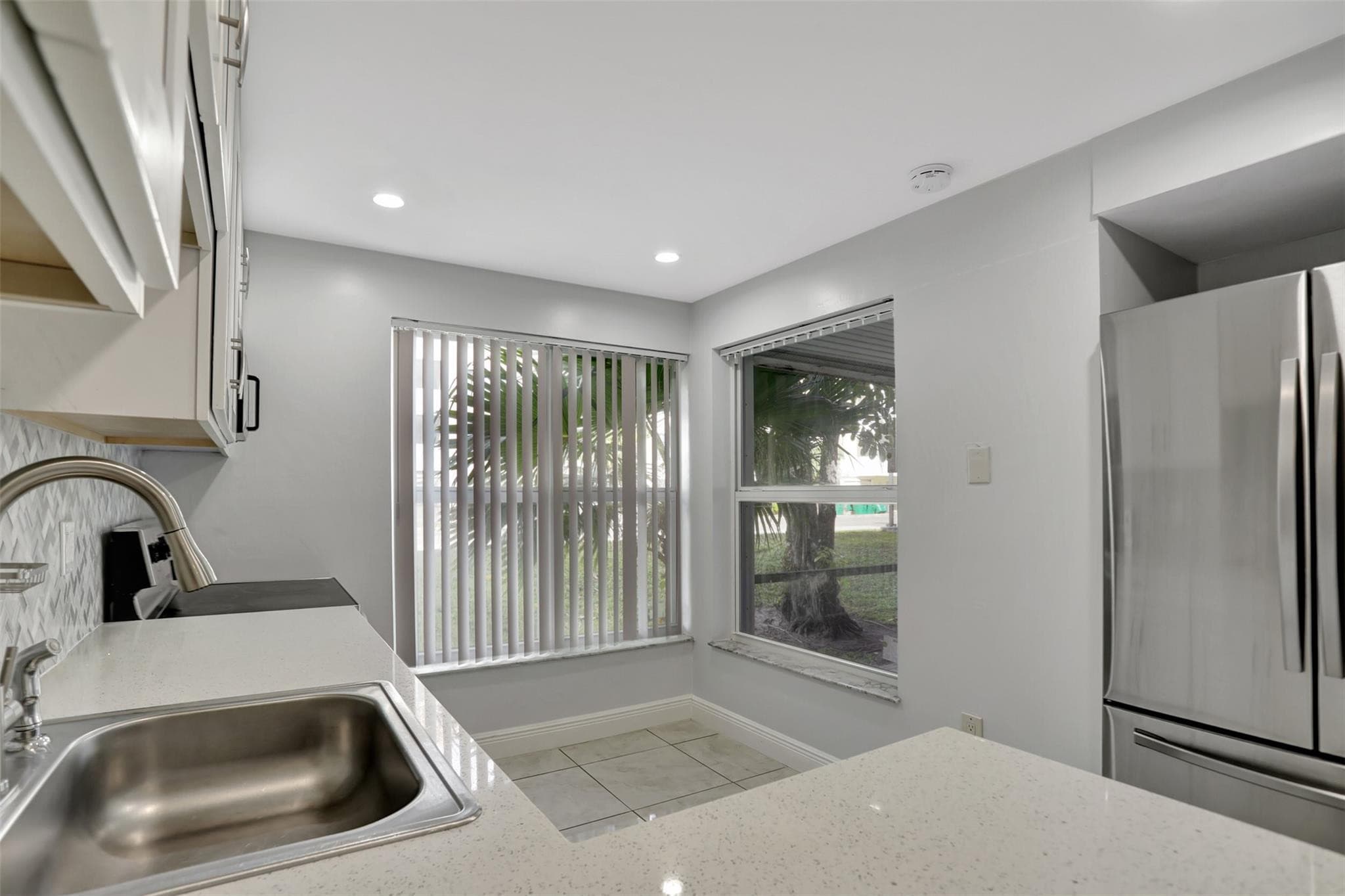Condominium in Lauderhill — photo 23 of 29