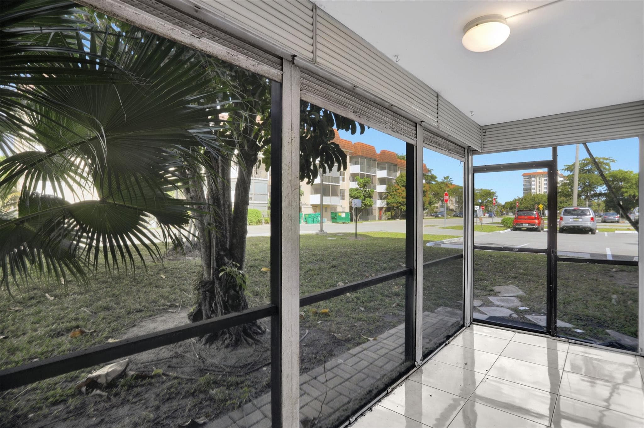 Condominium in Lauderhill — photo 26 of 29