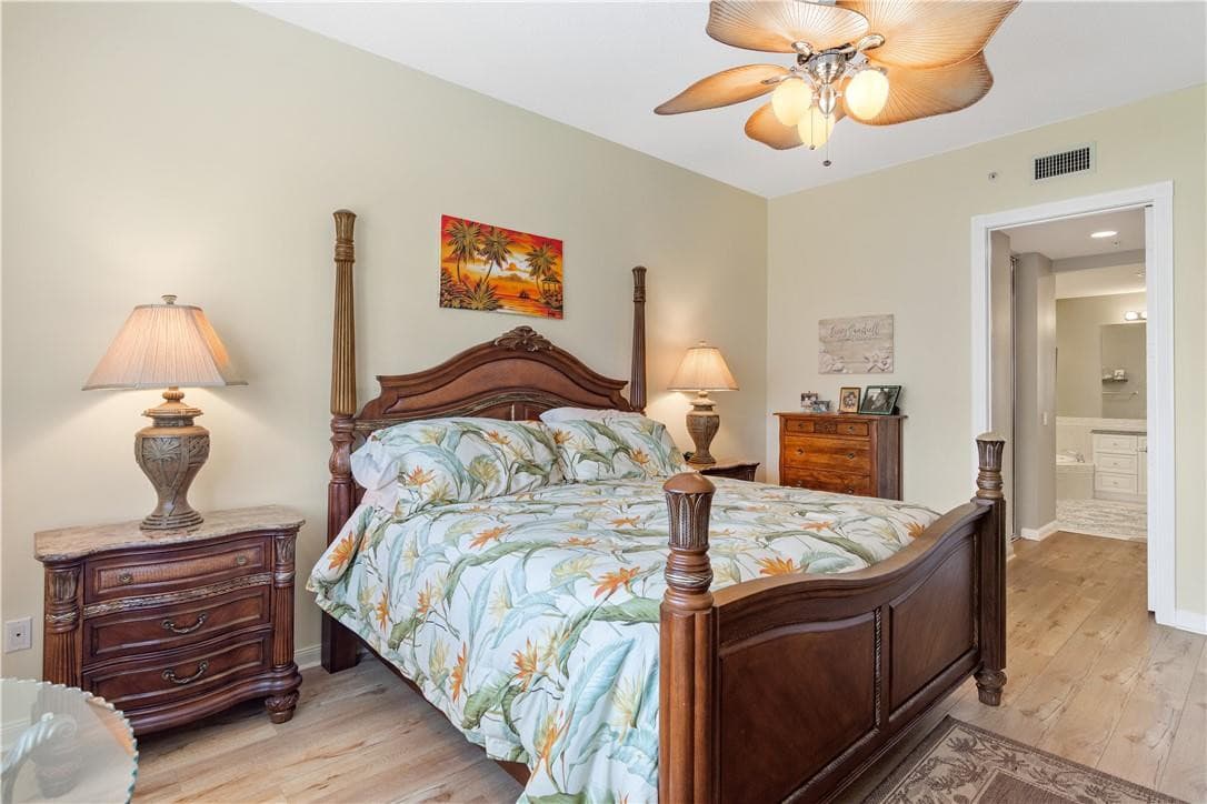 19 Harbour Isle Drive 106, Hutchinson Island, FL 34949 — photo 14 of 29