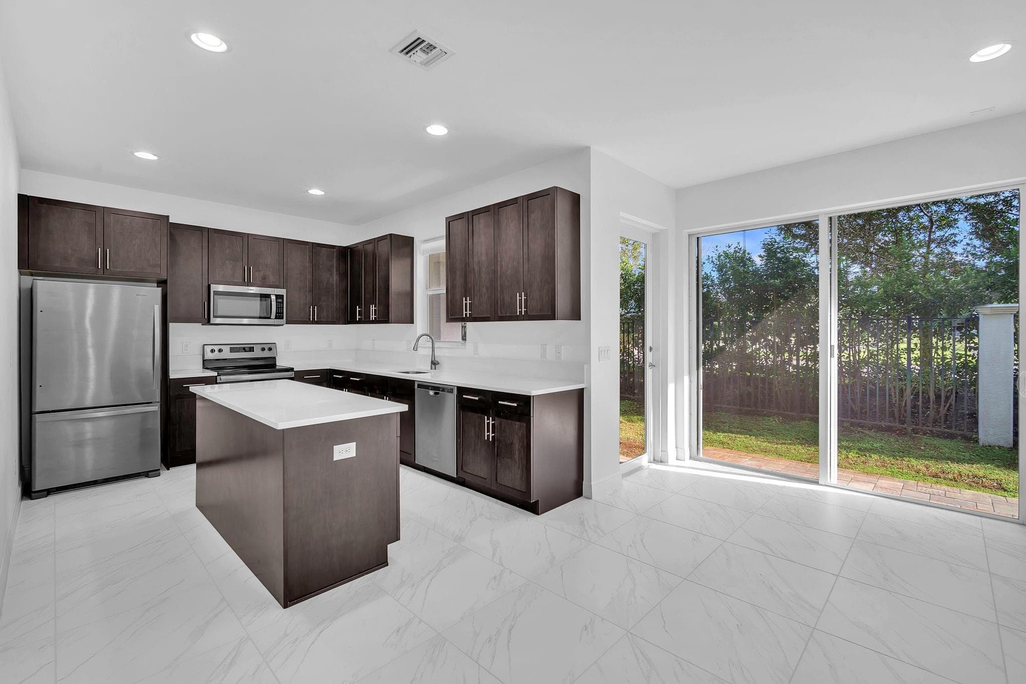 6947 Pines Circle 21, Coconut Creek, FL 33073 — photo 5 of 24