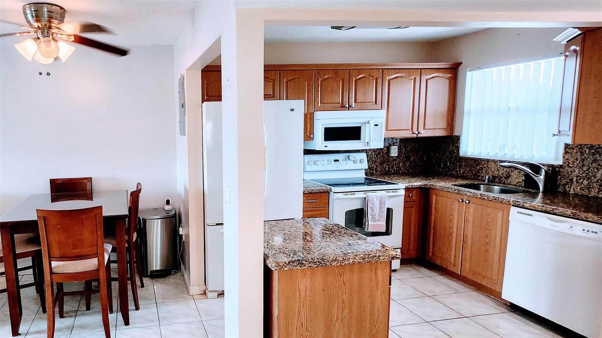 2721 N Pine Island Road 309, Sunrise, FL 33322 — photo 3 of 24
