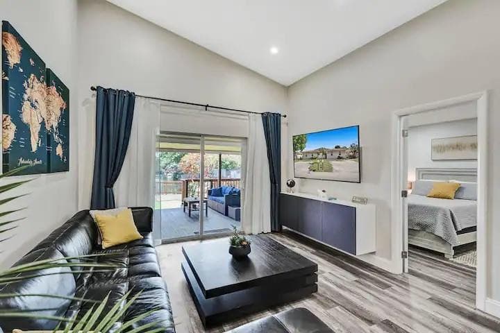 2411 SW 58th Manor, Fort Lauderdale, FL 33312 — photo 2 of 11