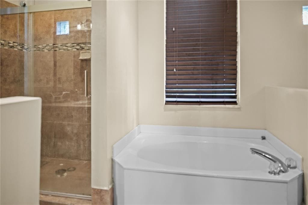 8209 SW 173rd Terrace, Palmetto Bay, FL 33157 — photo 20 of 21