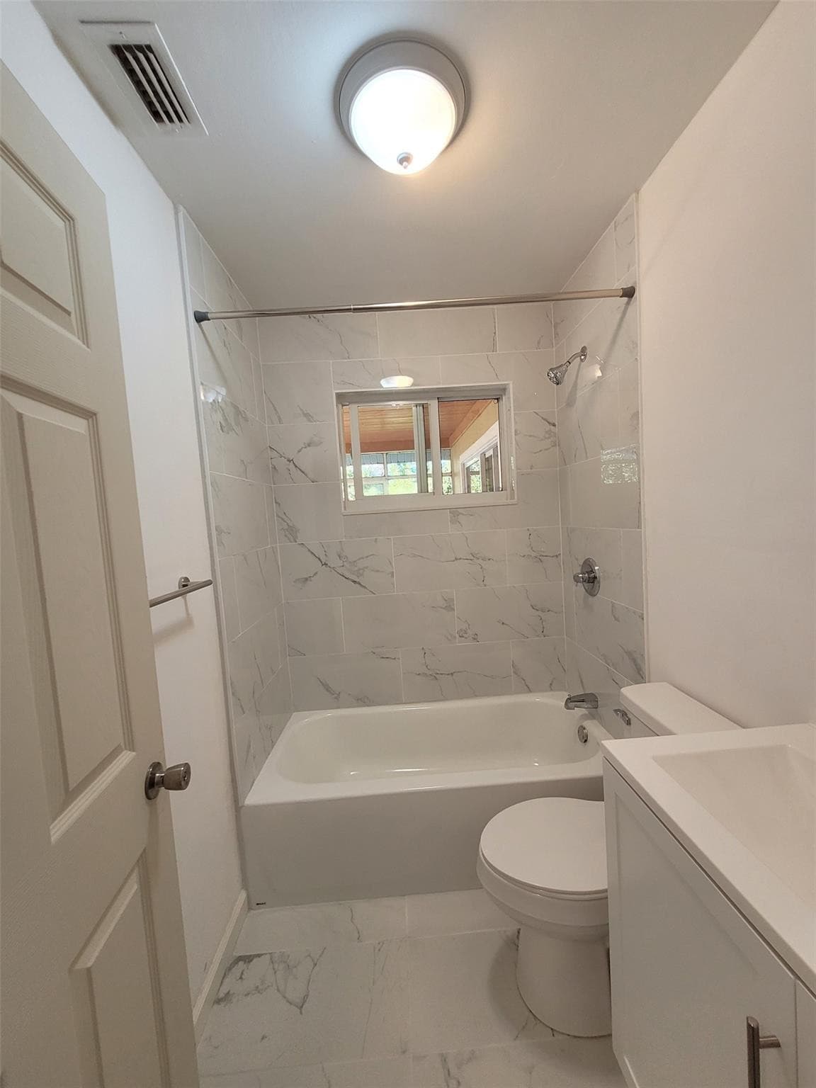 6106 Island Park Court, Fort Myers, FL 33908 — photo 8 of 14
