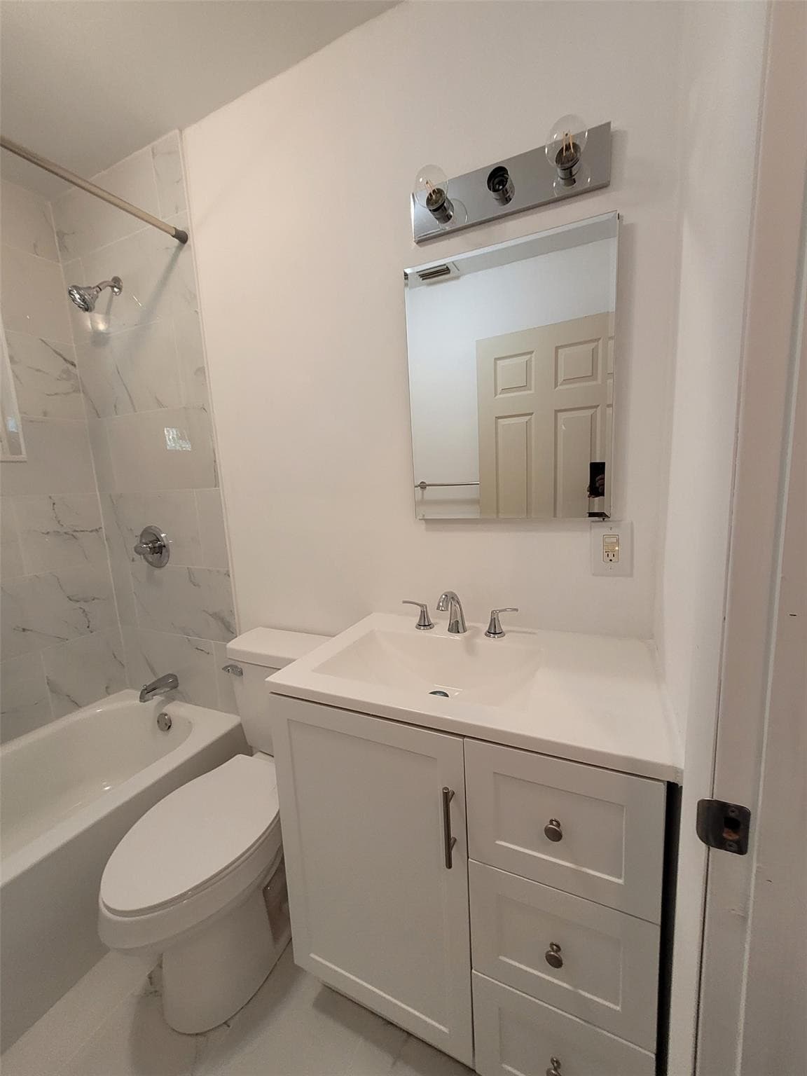 6106 Island Park Court, Fort Myers, FL 33908 — photo 12 of 14