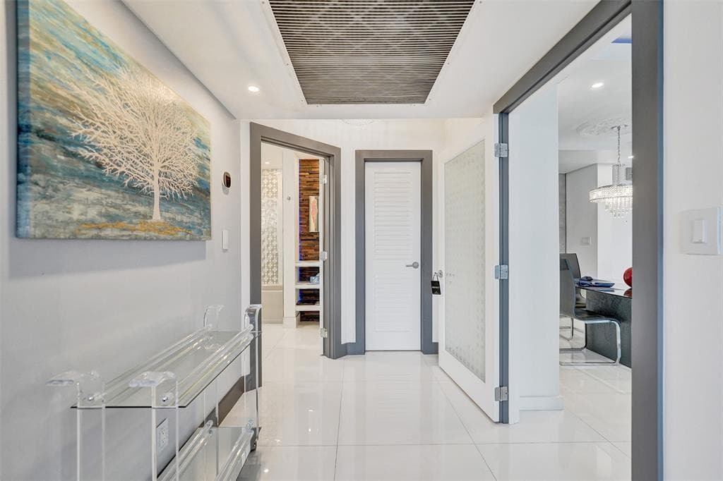2030 S Ocean Drive 510, Hallandale Beach, FL 33009 — photo 22 of 43