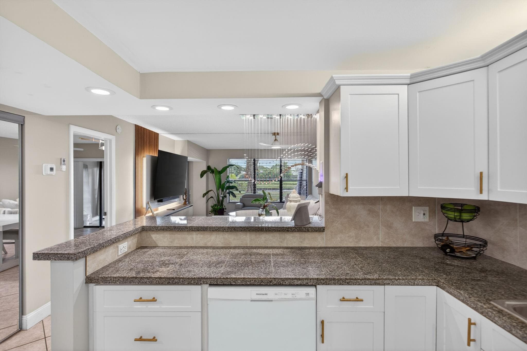 2314 S Cypress Bend Drive 114, Pompano Beach, FL 33069 — photo 11 of 38