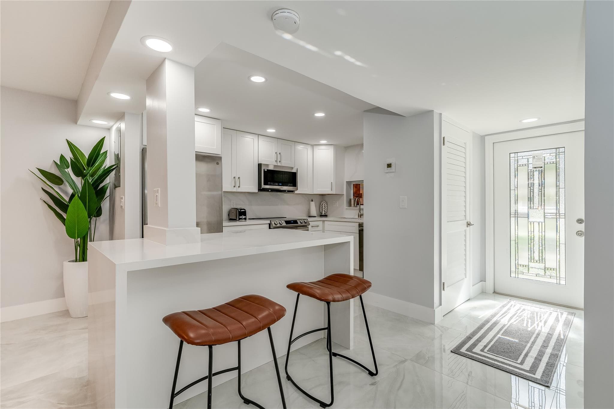 9523 S Hollybrook Lake Drive 102, Pembroke Pines, FL 33025 — photo 11 of 64