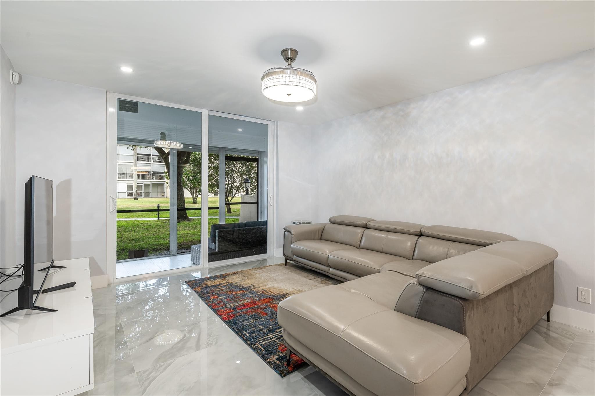 9523 S Hollybrook Lake Drive 102, Pembroke Pines, FL 33025 — photo 17 of 64