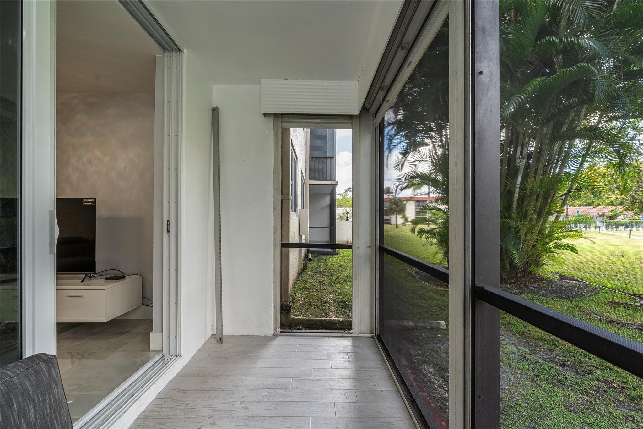 9523 S Hollybrook Lake Drive 102, Pembroke Pines, FL 33025 — photo 22 of 64