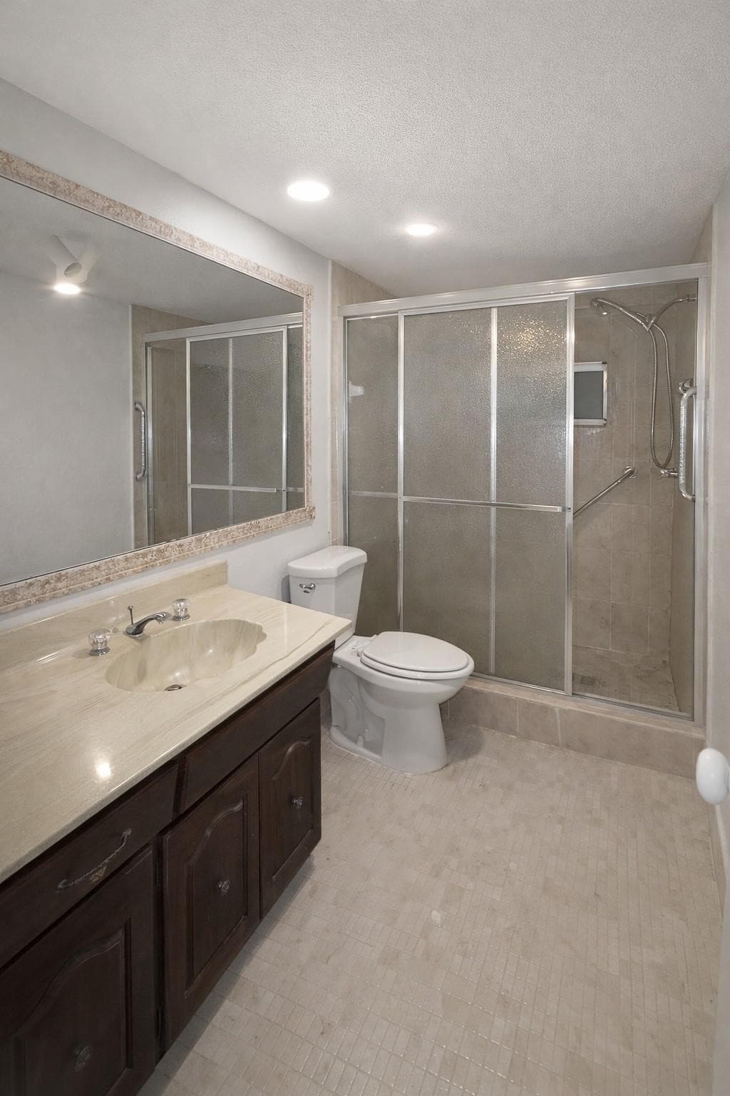 4281 NW 41st Street 419, Lauderdale Lakes, FL 33319 — photo 4 of 11