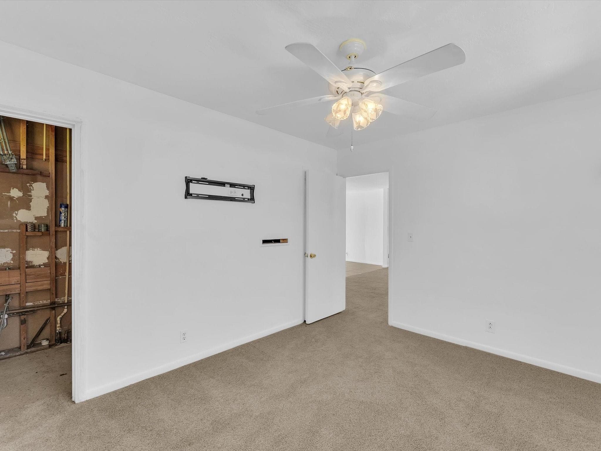 3310 NW 43rd Avenue, Lauderdale Lakes, FL 33319 — photo 6 of 31