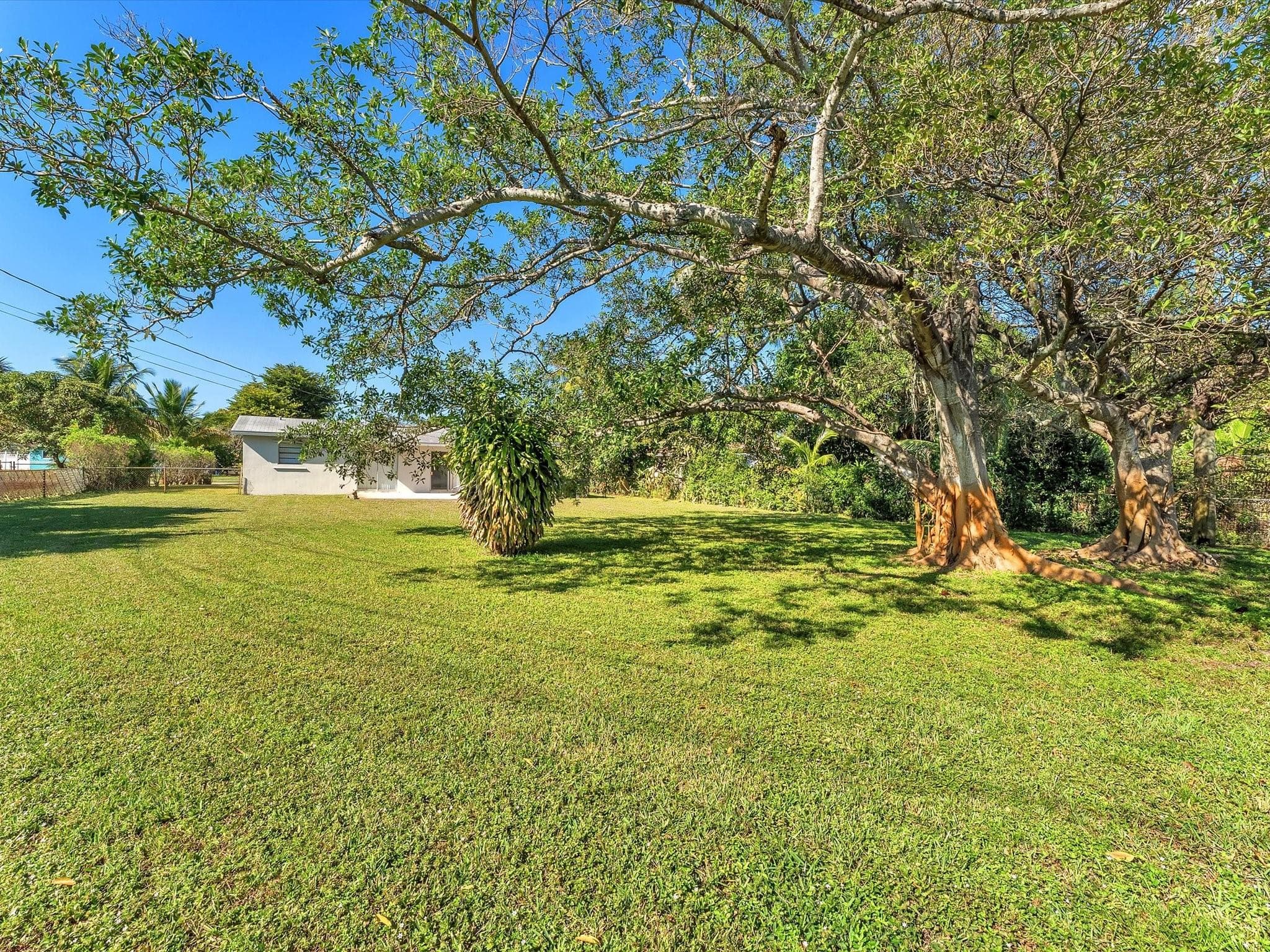 3310 NW 43rd Avenue, Lauderdale Lakes, FL 33319 — photo 23 of 31