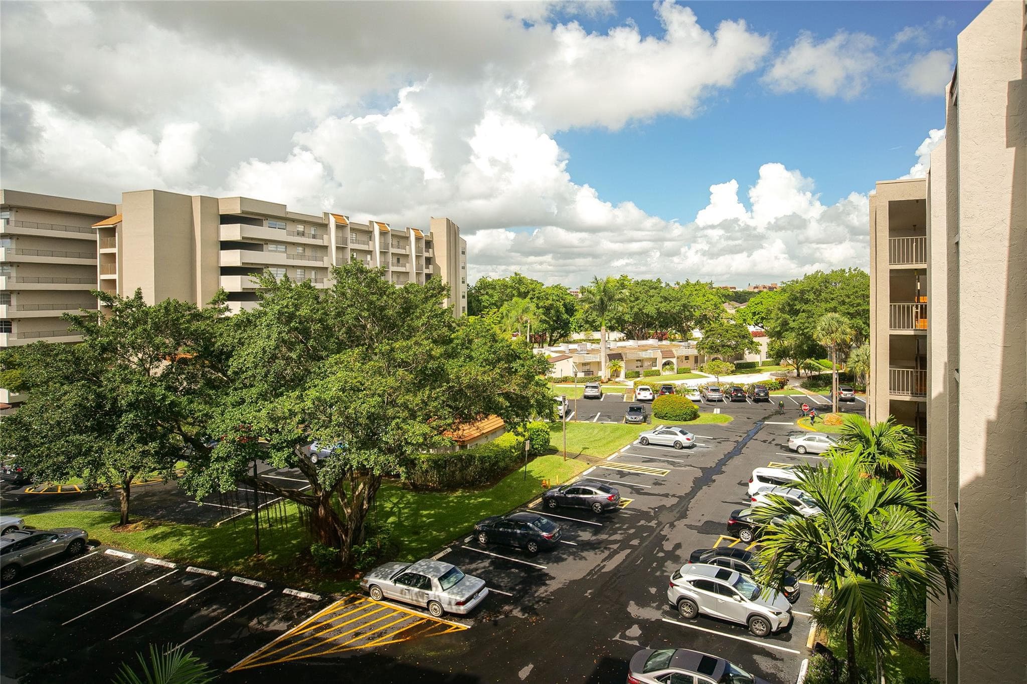 3920 Inverrary Boulevard 604-c, Lauderhill, FL 33319 — photo 37 of 54