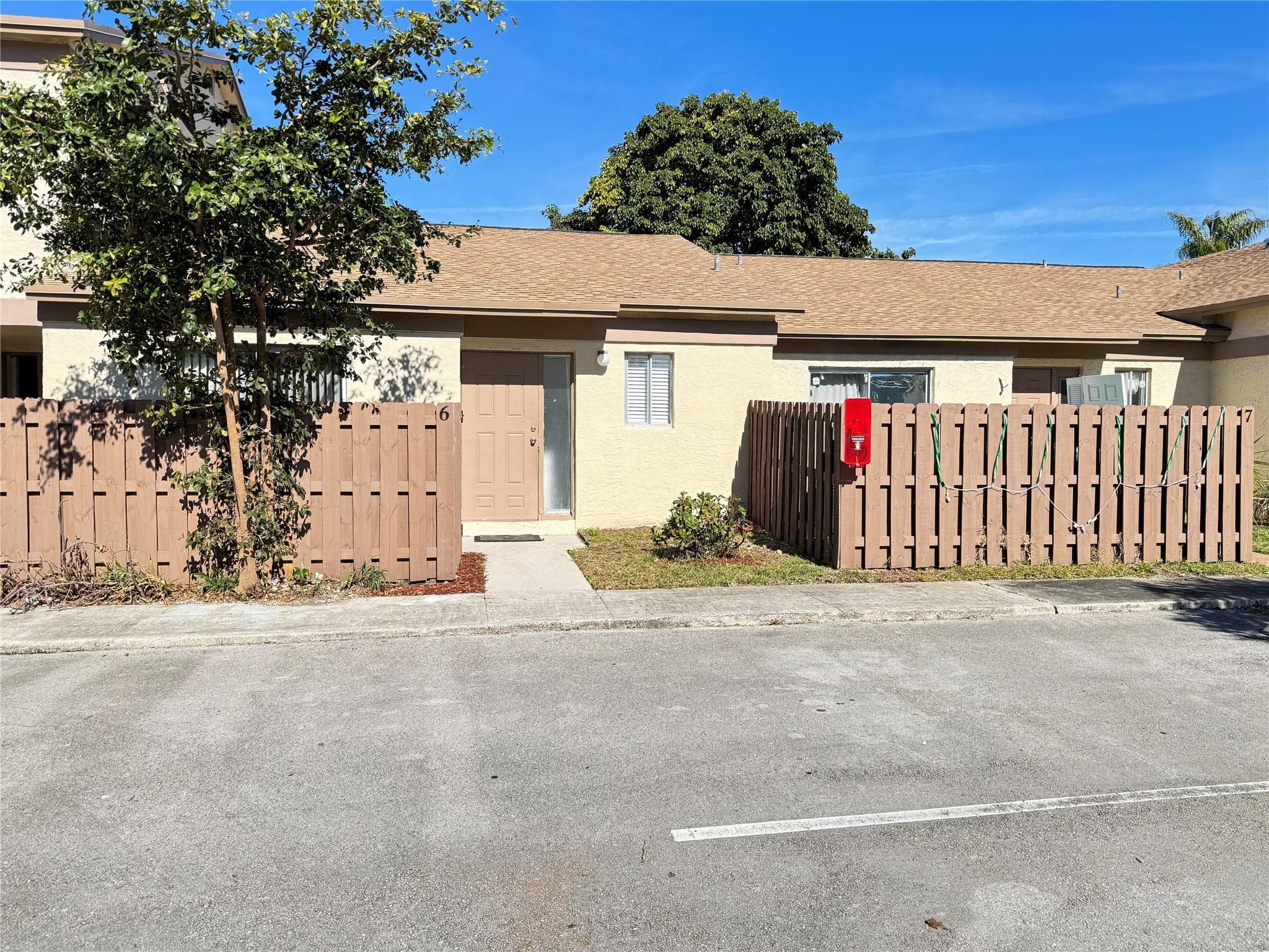 10725 NW 30th Place 6, Sunrise, FL 33322 — photo 1 of 24