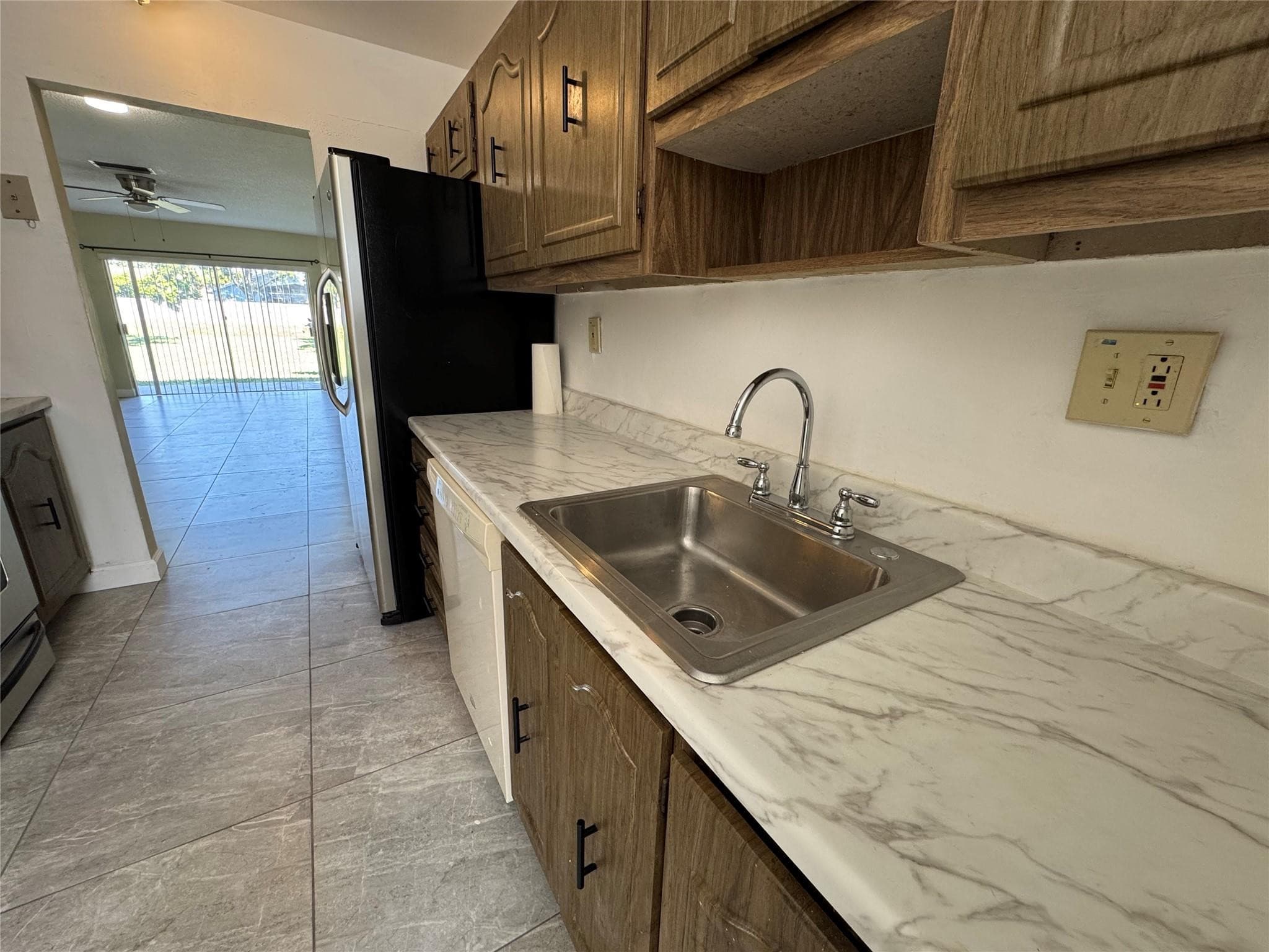 10725 NW 30th Place 6, Sunrise, FL 33322 — photo 8 of 24