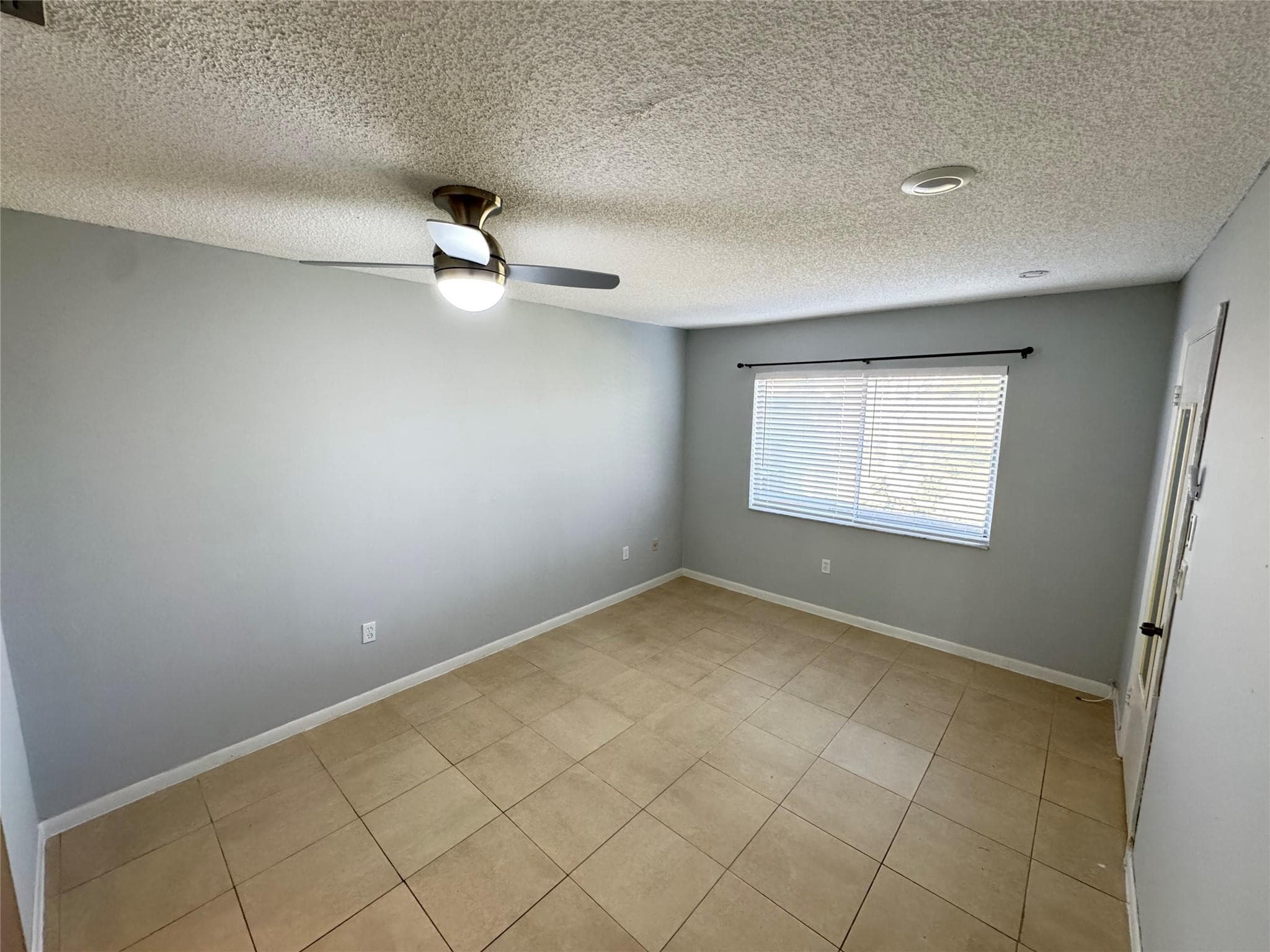 10725 NW 30th Place 6, Sunrise, FL 33322 — photo 10 of 24
