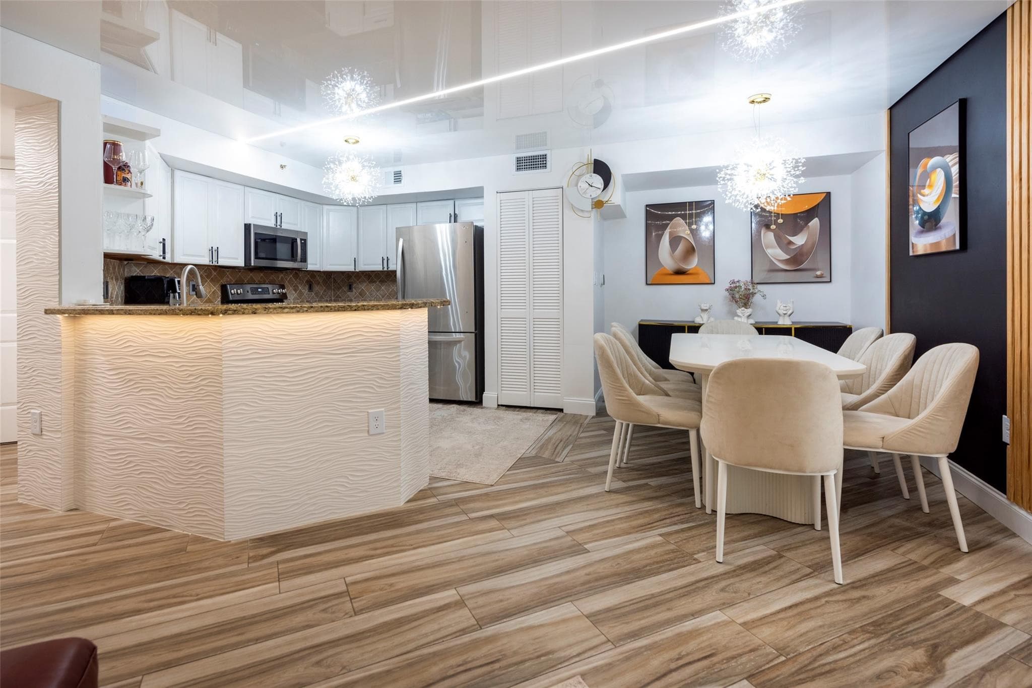 761 N Pine Island Road 106, Plantation, FL 33324 — photo 4 of 28