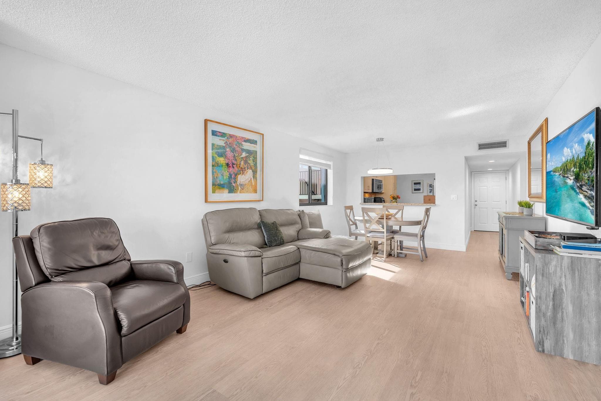 10738 W Clairmont Circle 206, Fort Lauderdale, FL 33321 — photo 6 of 34
