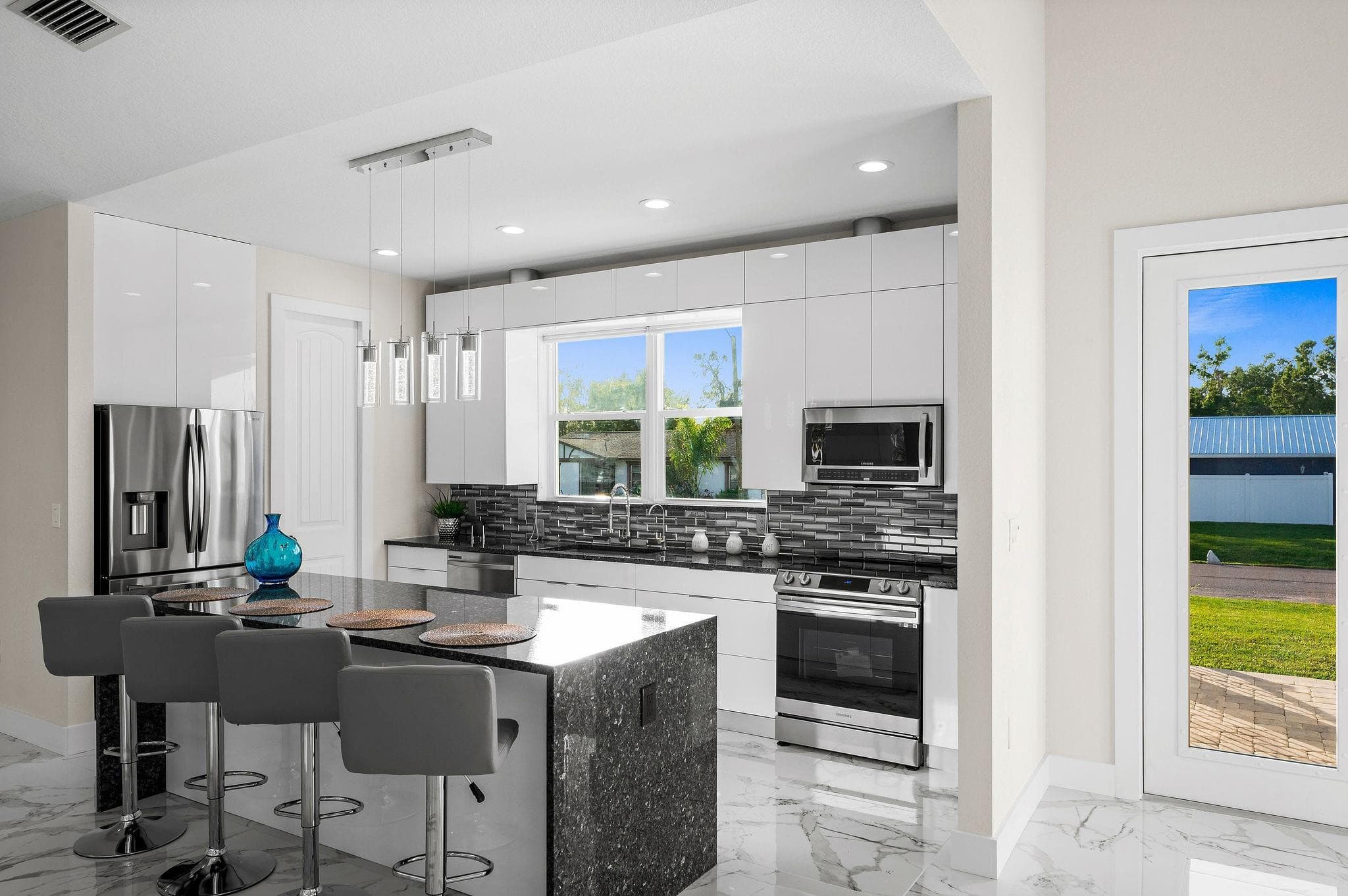 1371 Cumberland Road, Venice, FL 34293 — photo 8 of 21