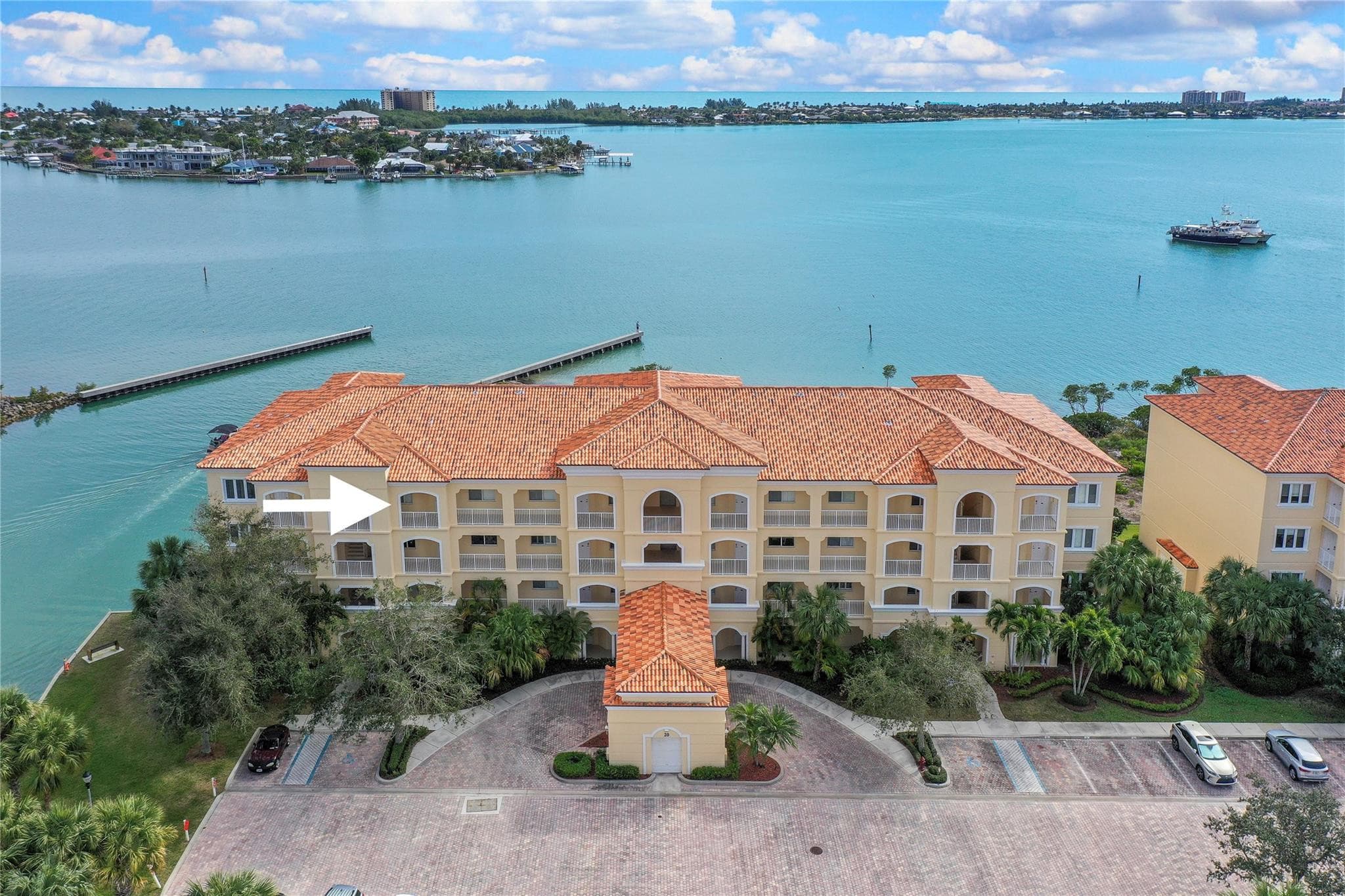 20 Harbour Isle Drive Ph02, Hutchinson Island, FL 34949 — photo