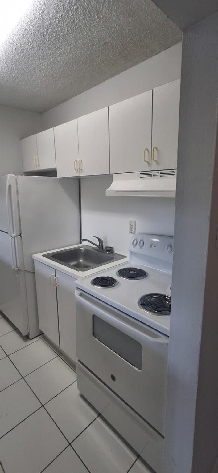 251 NW 177th Street 105, Miami, FL 33169 — photo 8 of 11