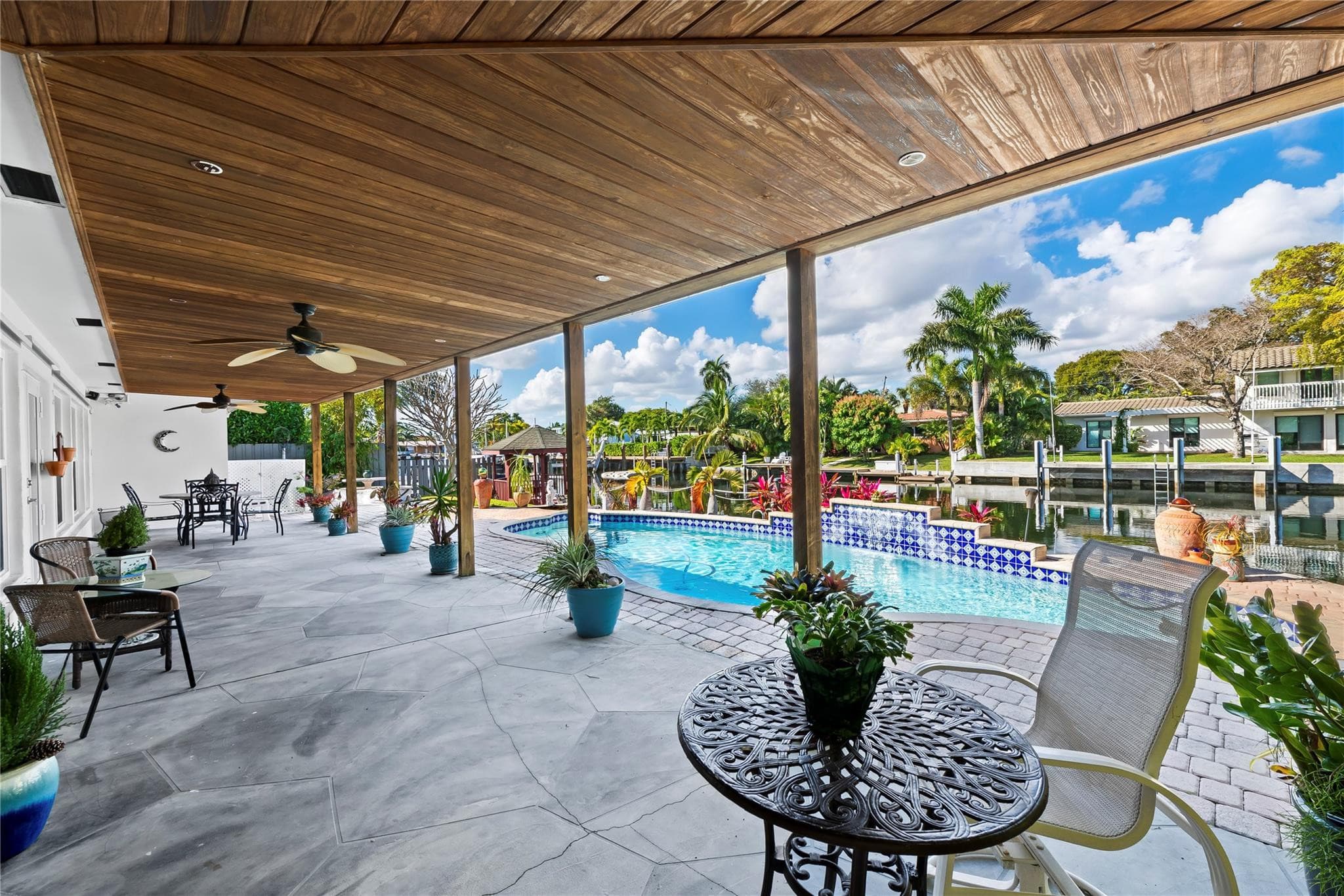1735 NE 23rd Avenue, Fort Lauderdale, FL 33305 — photo 8 of 50