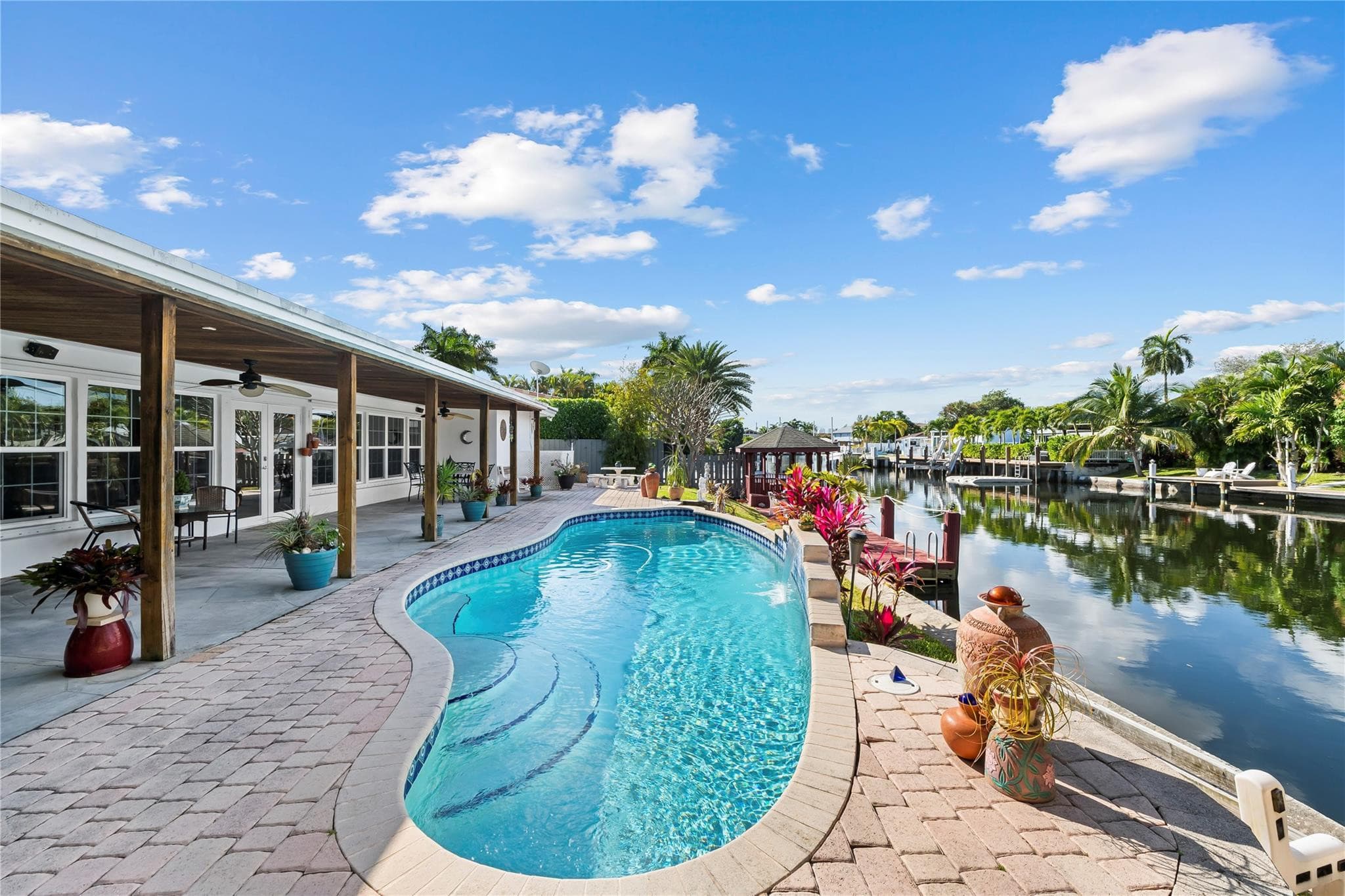 1735 NE 23rd Avenue, Fort Lauderdale, FL 33305 — photo 9 of 50