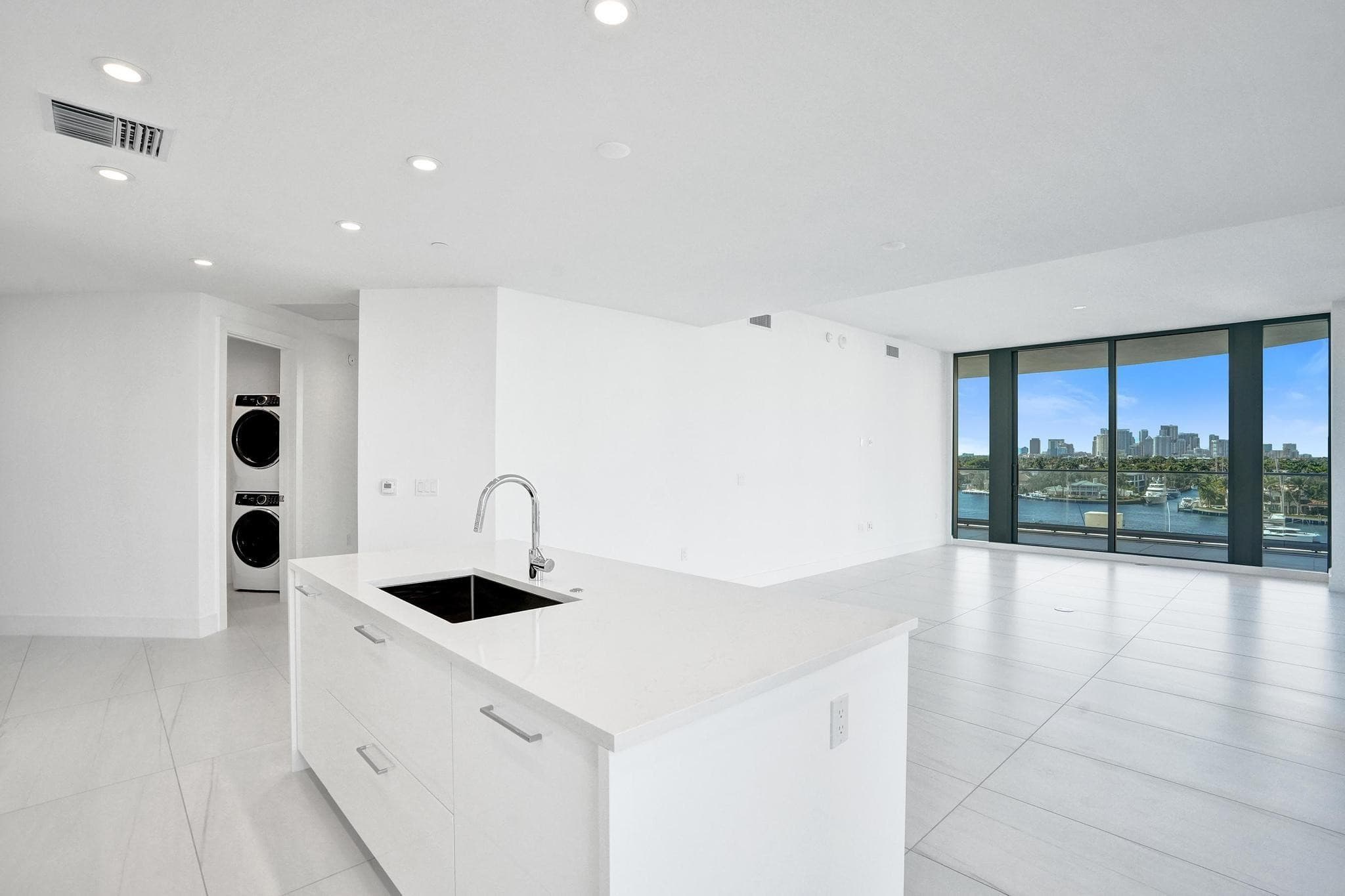 153 N Seabreeze Boulevard 504-s, Fort Lauderdale, FL 33304 — photo 33 of 79