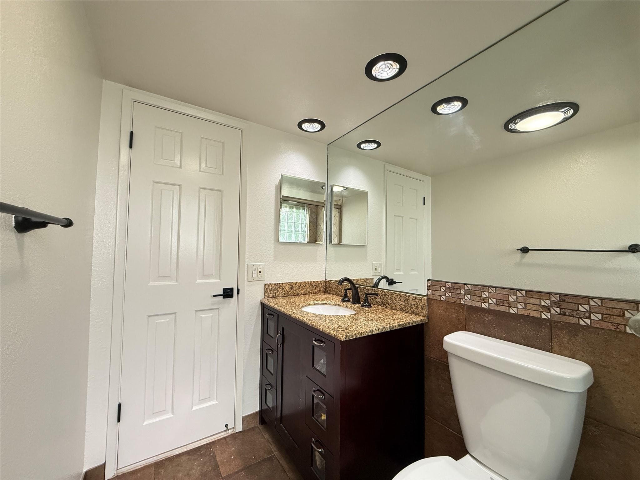 3000 N Palm Aire Drive 107, Pompano Beach, FL 33069 — photo 16 of 29