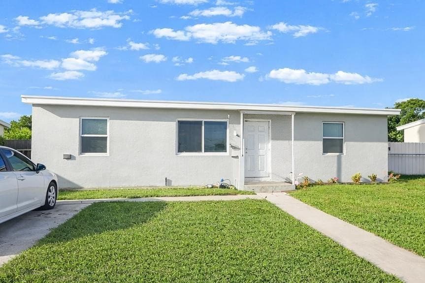1225 NW 10th Place, Fort Lauderdale, FL 33311 — photo 1 of 12