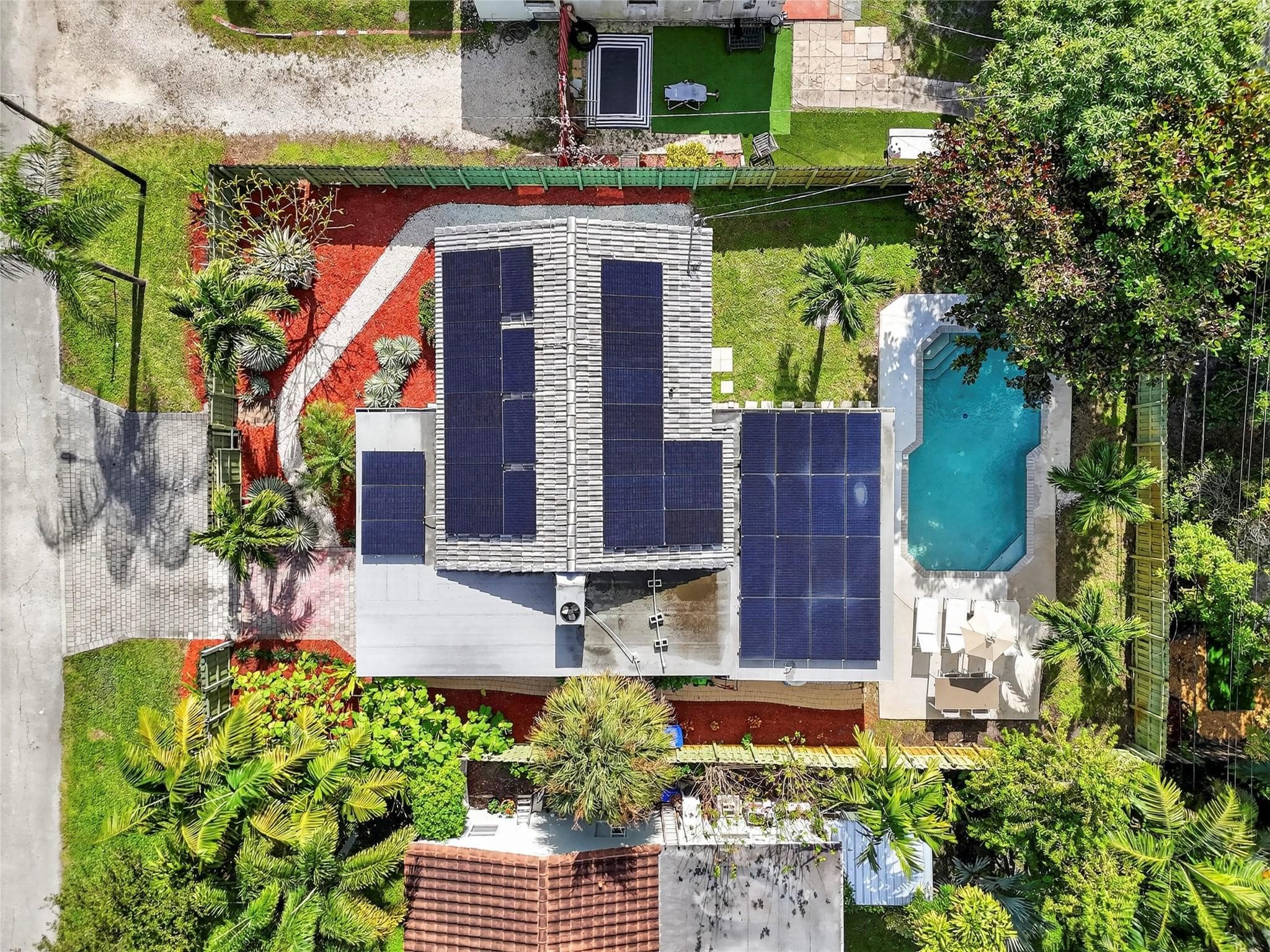 1625 NW 2nd Avenue, Fort Lauderdale, FL 33311 — photo 4 of 57