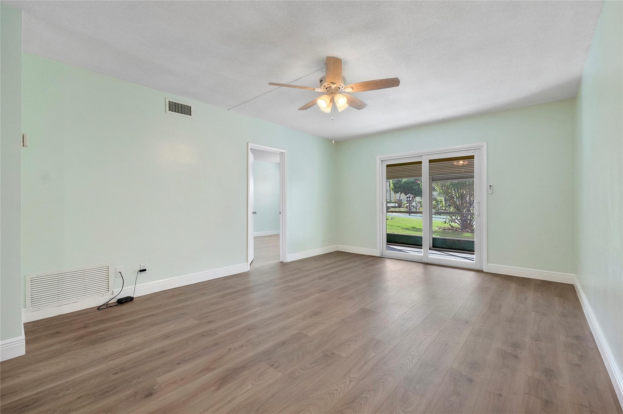 1951 NE 39th Street 156, Lighthouse Point, FL 33064 — photo 10 of 43