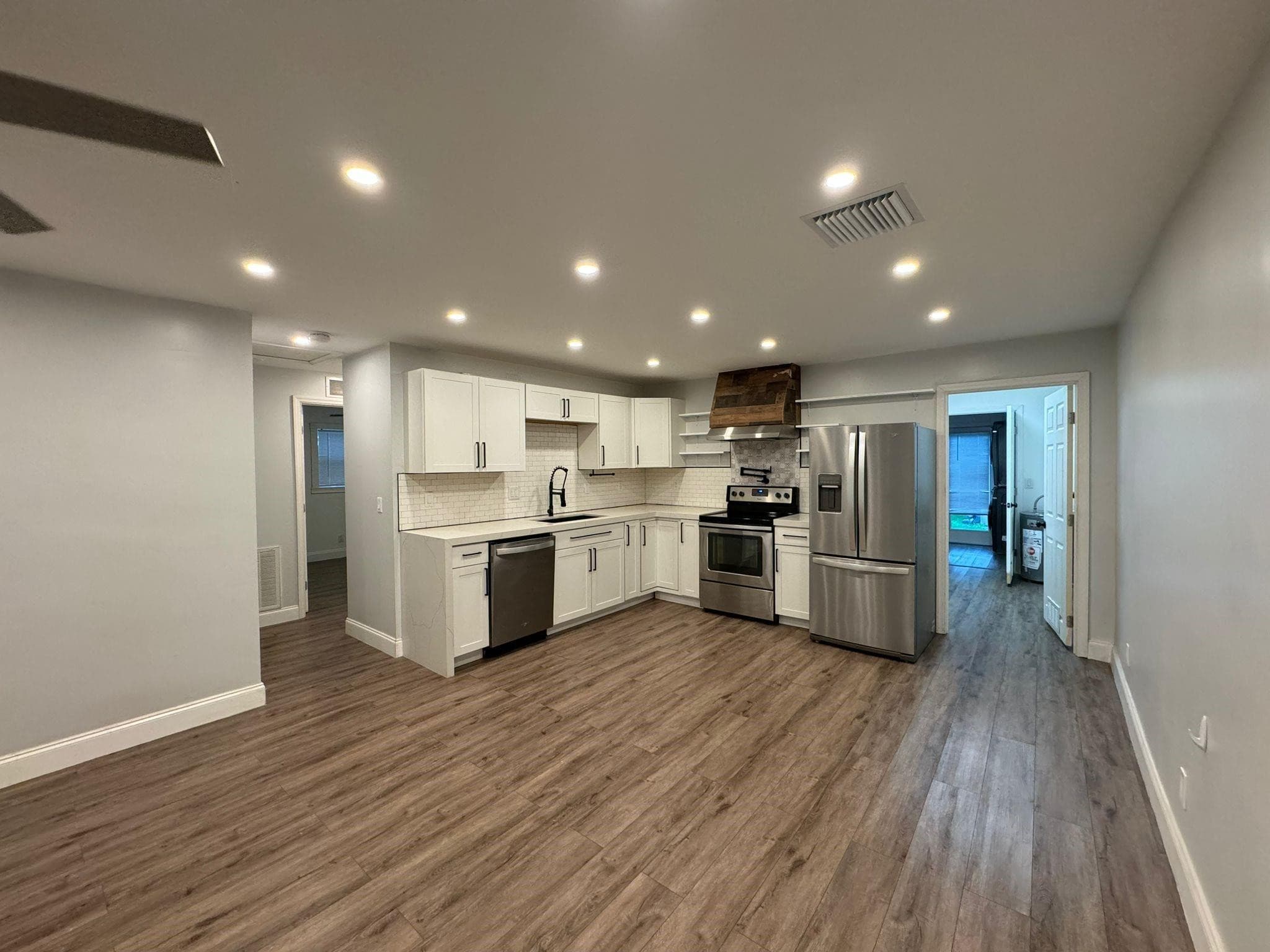 9422 SW 51st Street, Fort Lauderdale, FL 33328 — photo 4 of 32