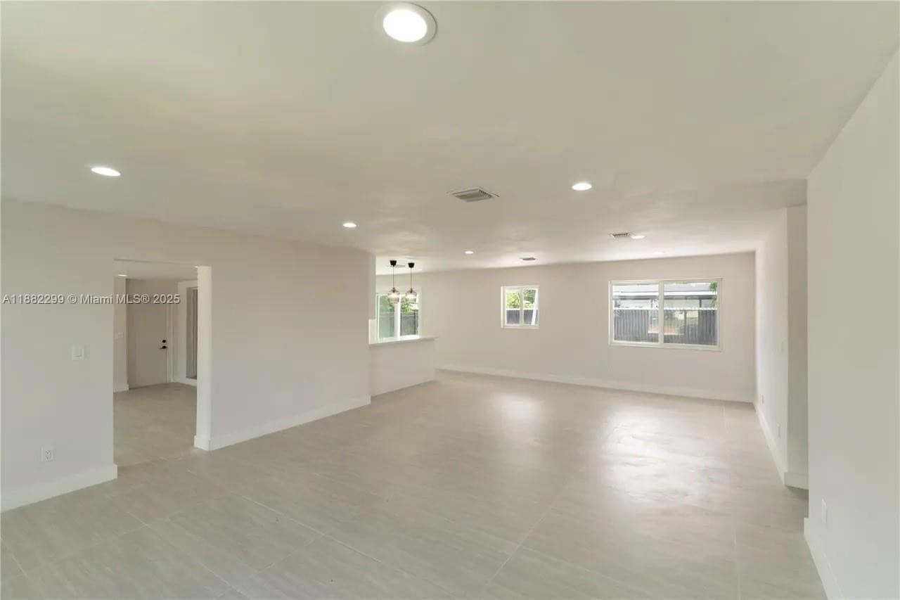 11872 SW 196th Terrace, Miami, FL 33177 — photo 13 of 15