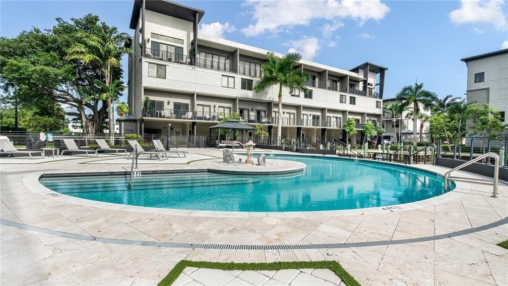 462 SE 1st Circle, Pompano Beach, FL 33060 — photo 21 of 22