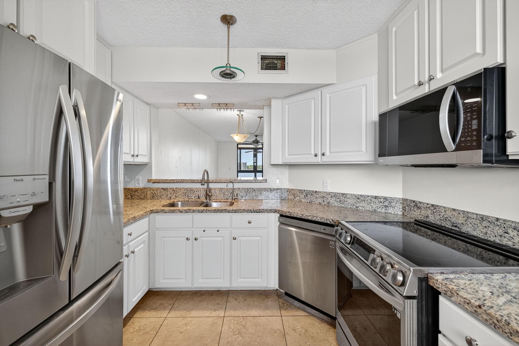 115 Lake Emerald Drive 403, Oakland Park, FL 33309 — photo 18 of 38