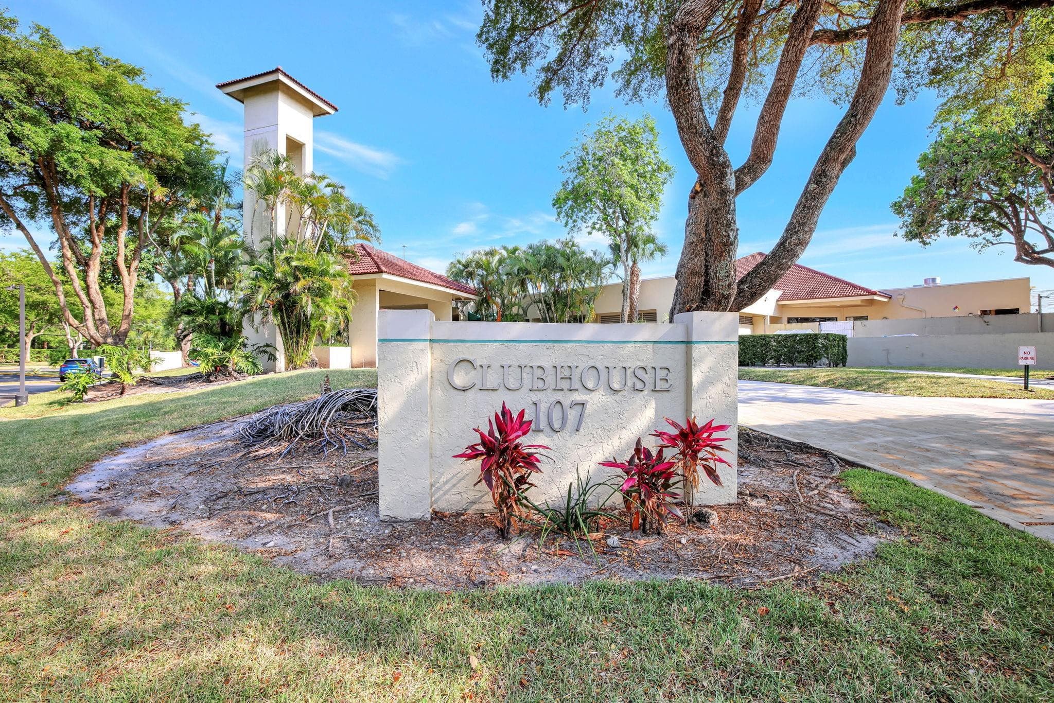 115 Lake Emerald Drive 403, Oakland Park, FL 33309 — photo 34 of 38