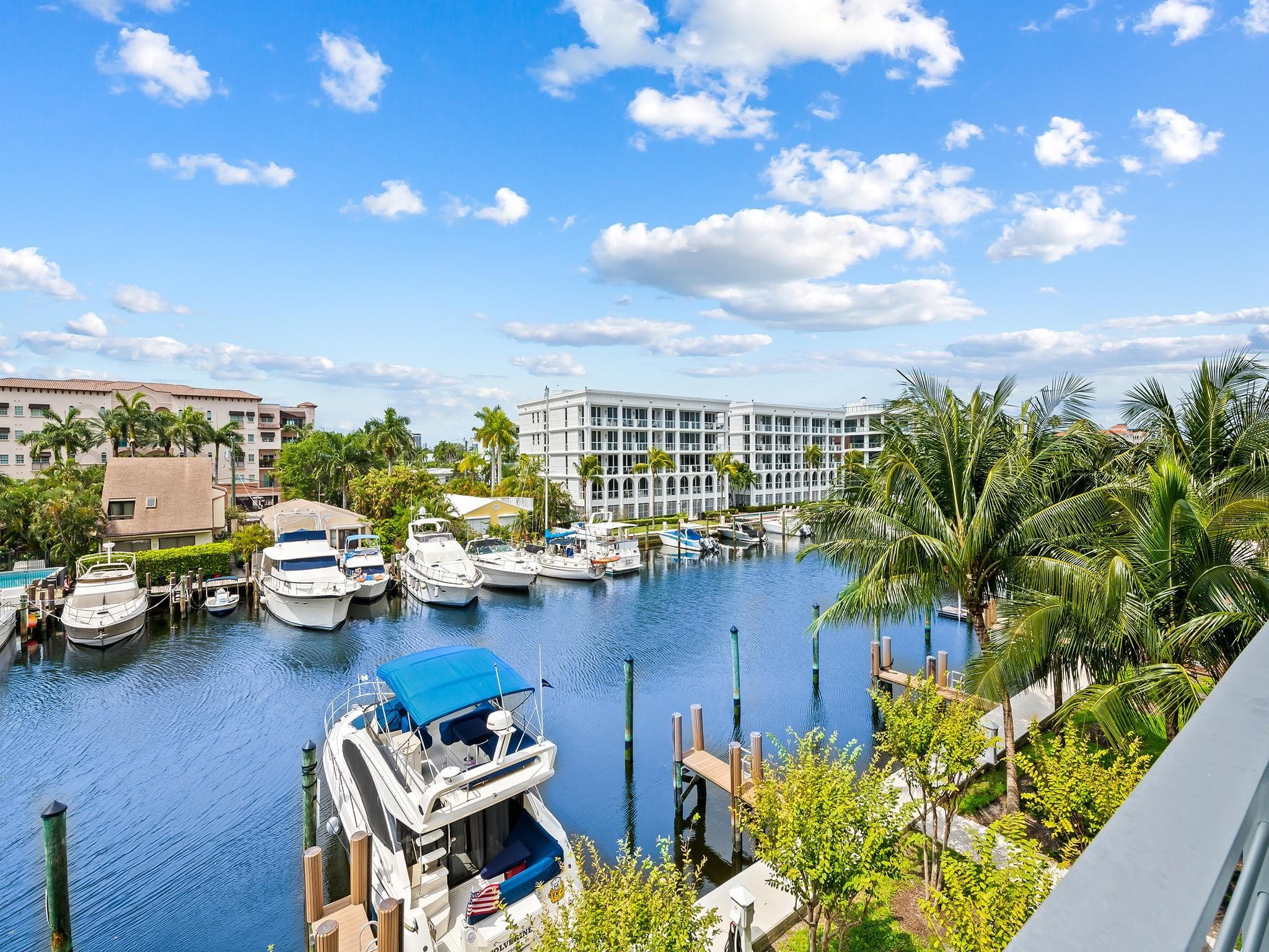 21 Isle Of Venice Drive 301, Fort Lauderdale, FL 33301 — photo 2 of 44