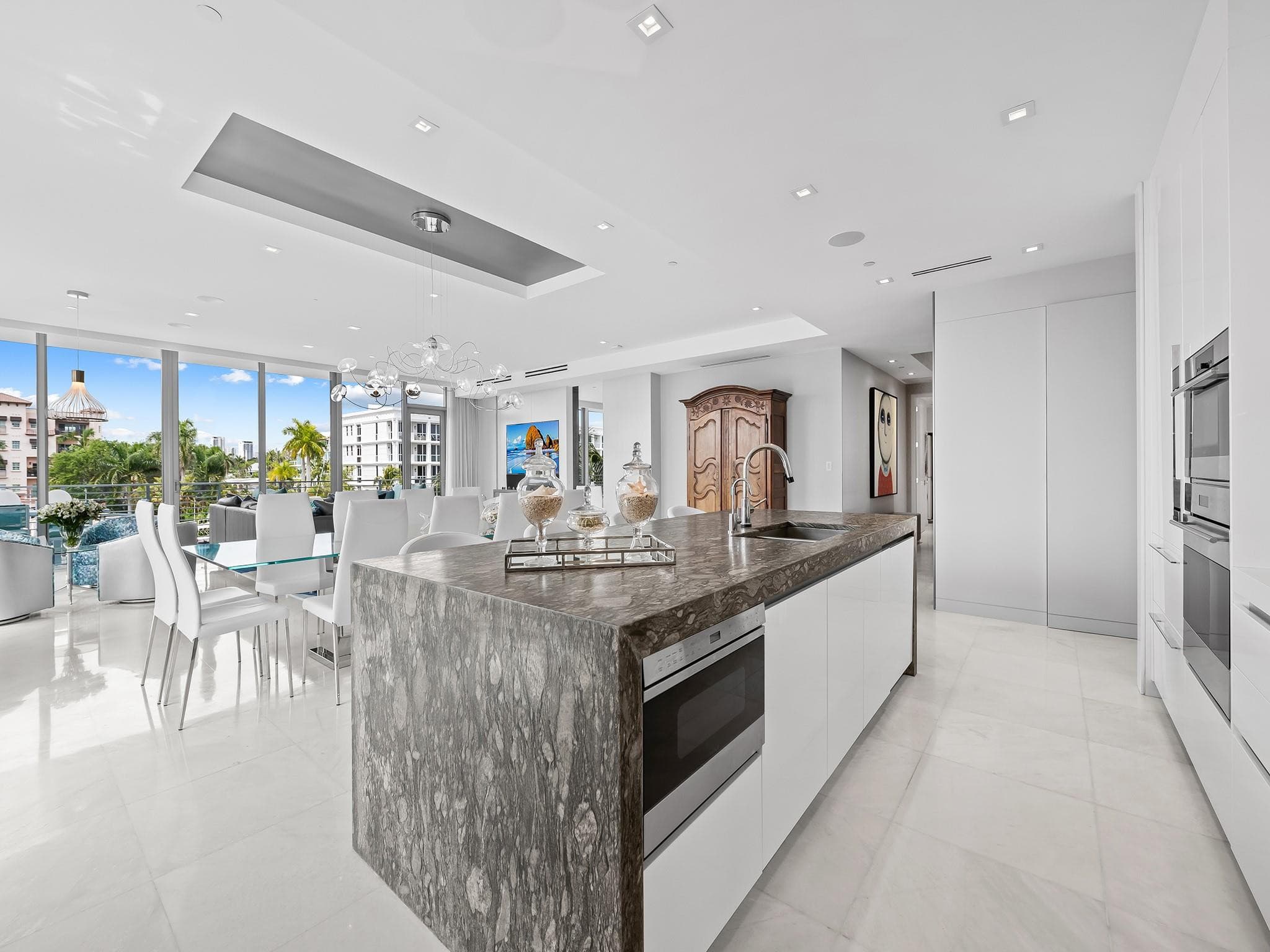 21 Isle Of Venice Drive 301, Fort Lauderdale, FL 33301 — photo 12 of 44